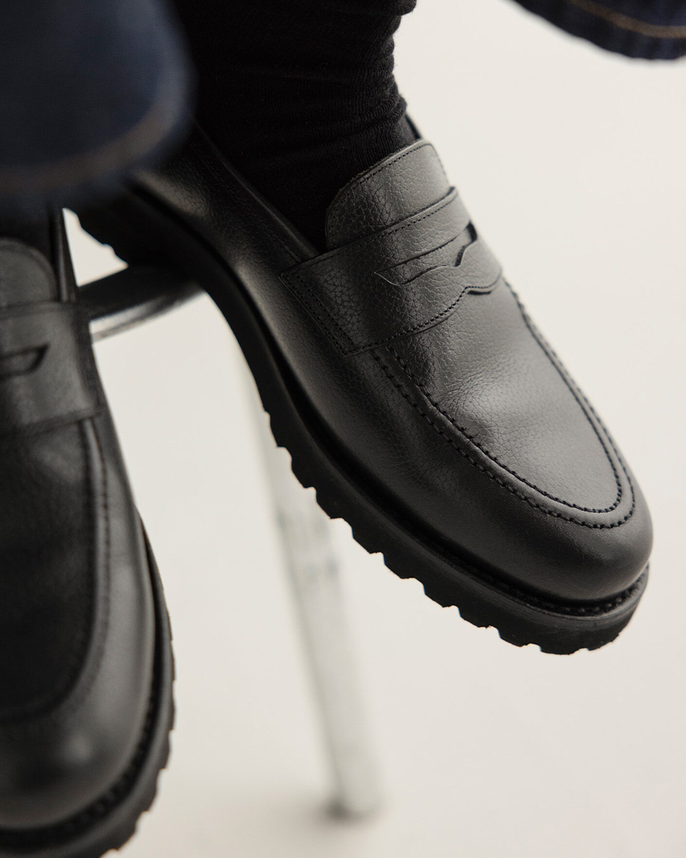 Homme | Loafers | Myrqvist for Care of Carl | Myrqvist Stenhammar II Vibram Loafer Black Grained Calf