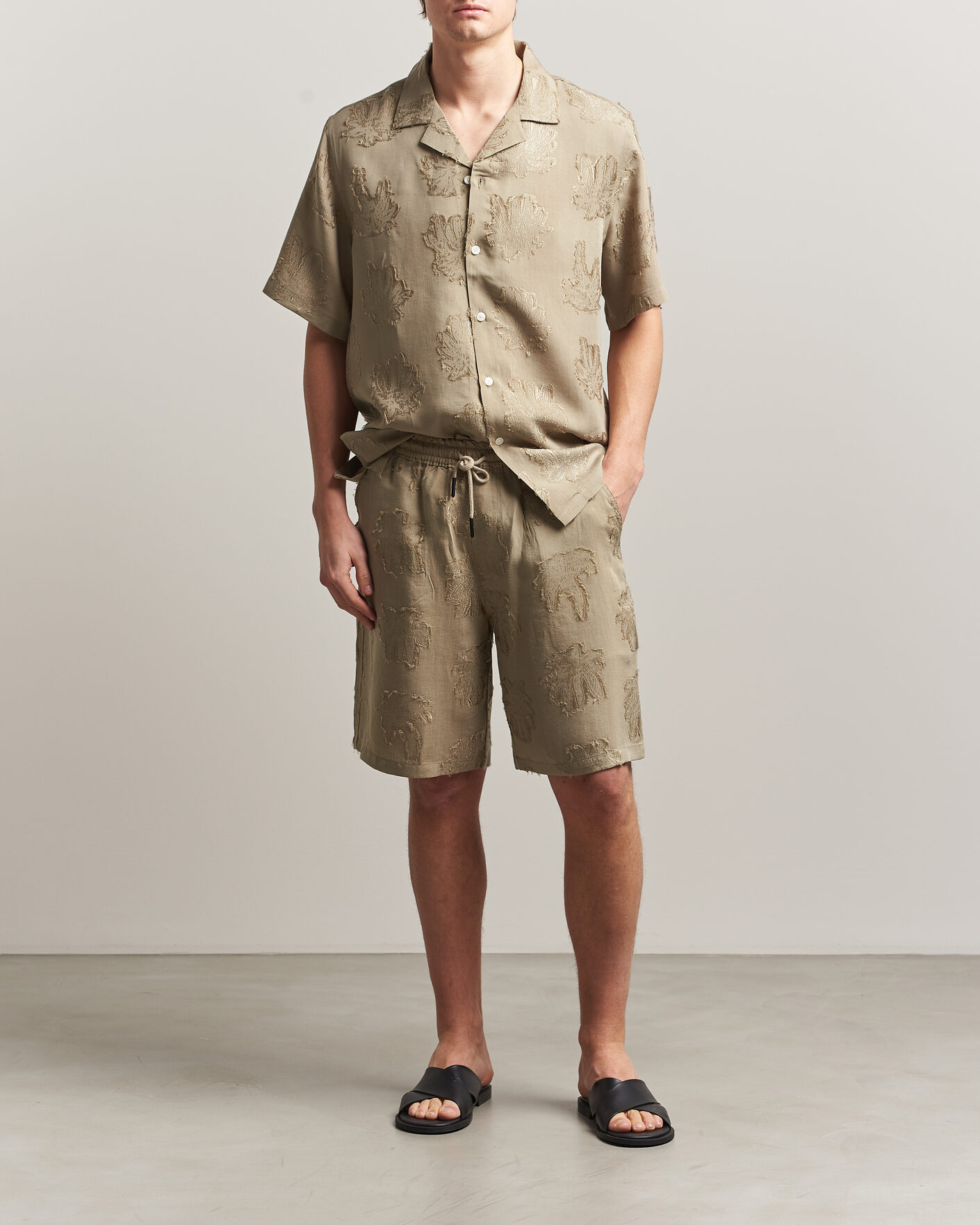 Homme | Shorts | OAS | Nicola Lyocell Shorts Palmoza