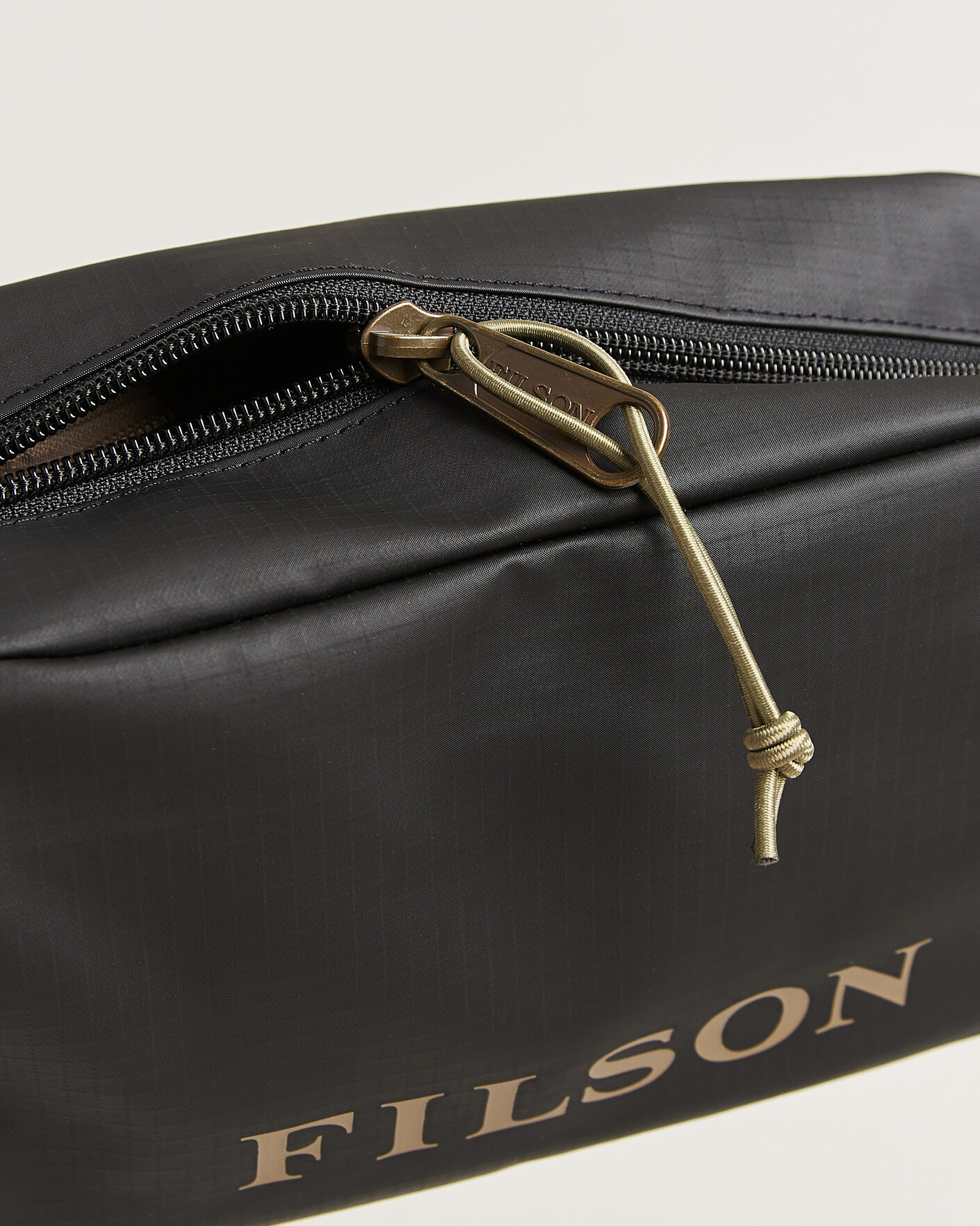 Homme | Sacs | Filson | All Weather Travel Pack Black
