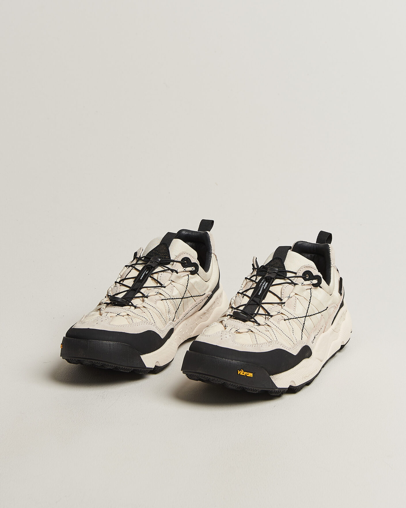 Homme | Baskets | Flower Mountain | Iwano 2 Suede/Nylon Trail Sneaker White/Black