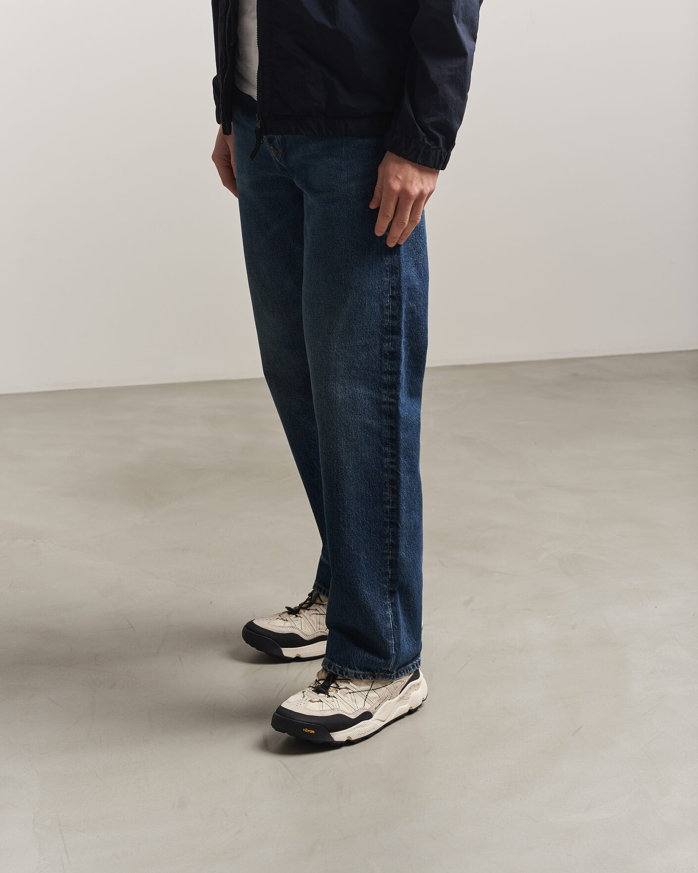 Homme | Baskets | Flower Mountain | Iwano 2 Suede/Nylon Trail Sneaker White/Black