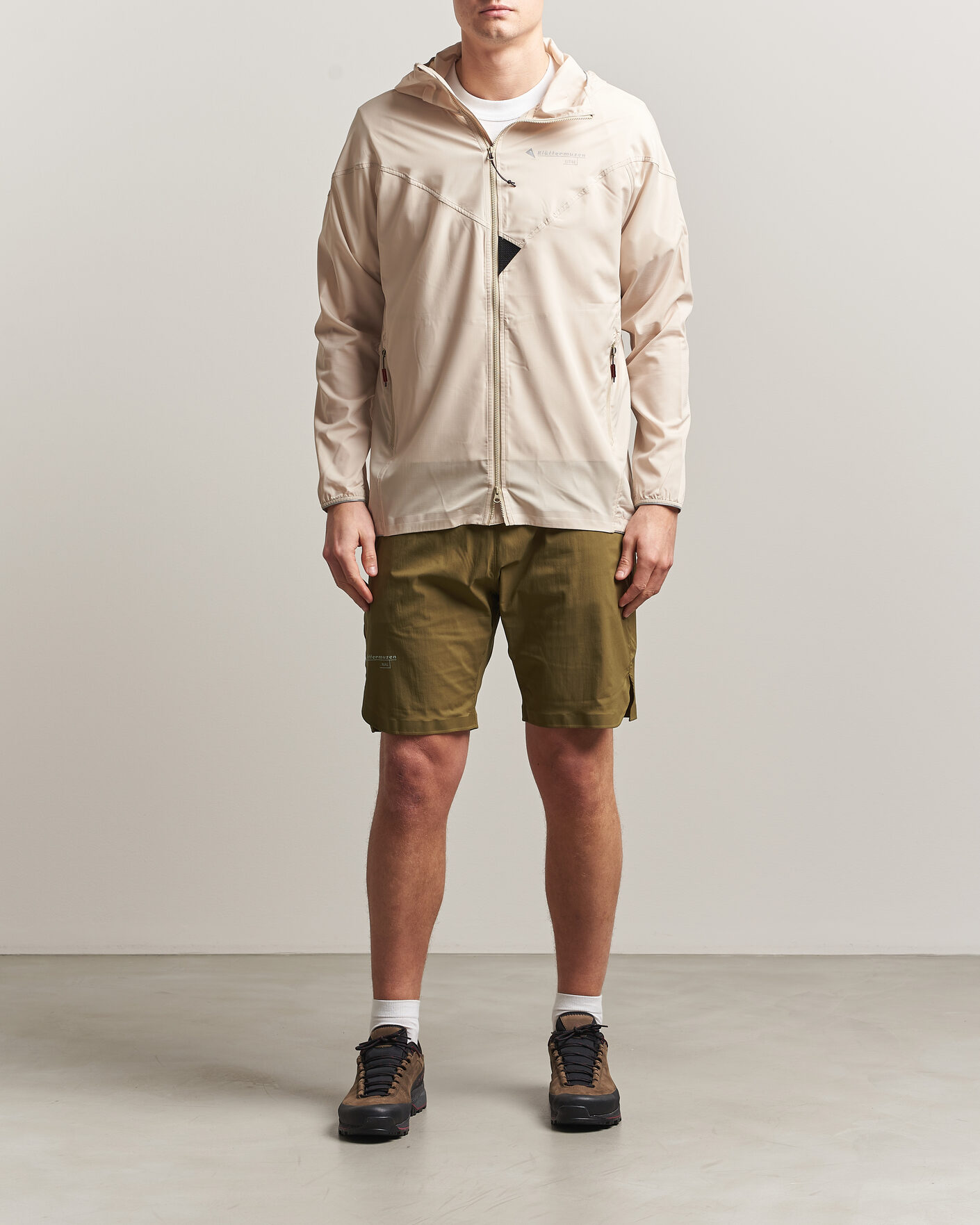 Homme | Shorts | Klättermusen | Nal Windbreaker Shorts Olive