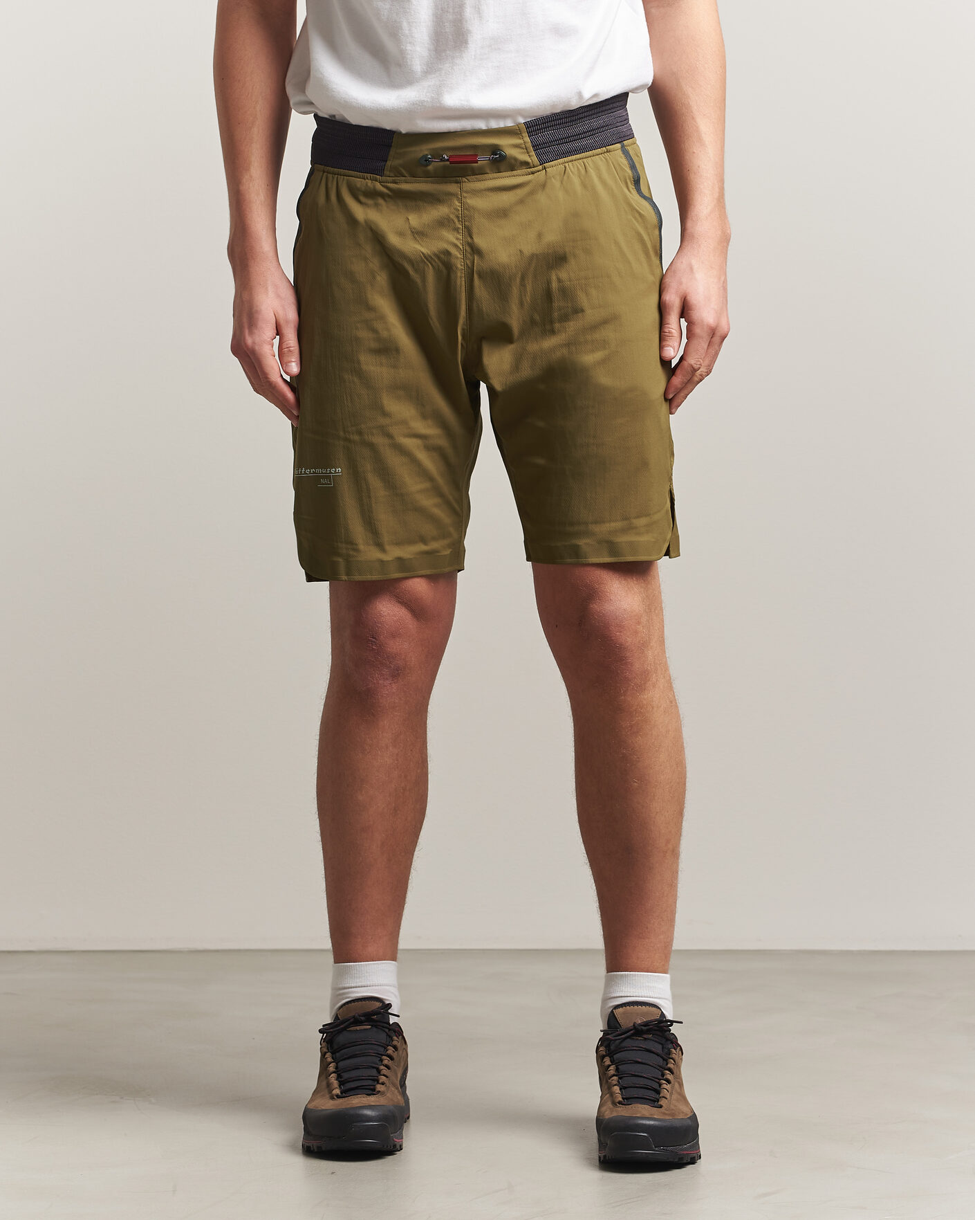 Homme | Shorts | Klättermusen | Nal Windbreaker Shorts Olive