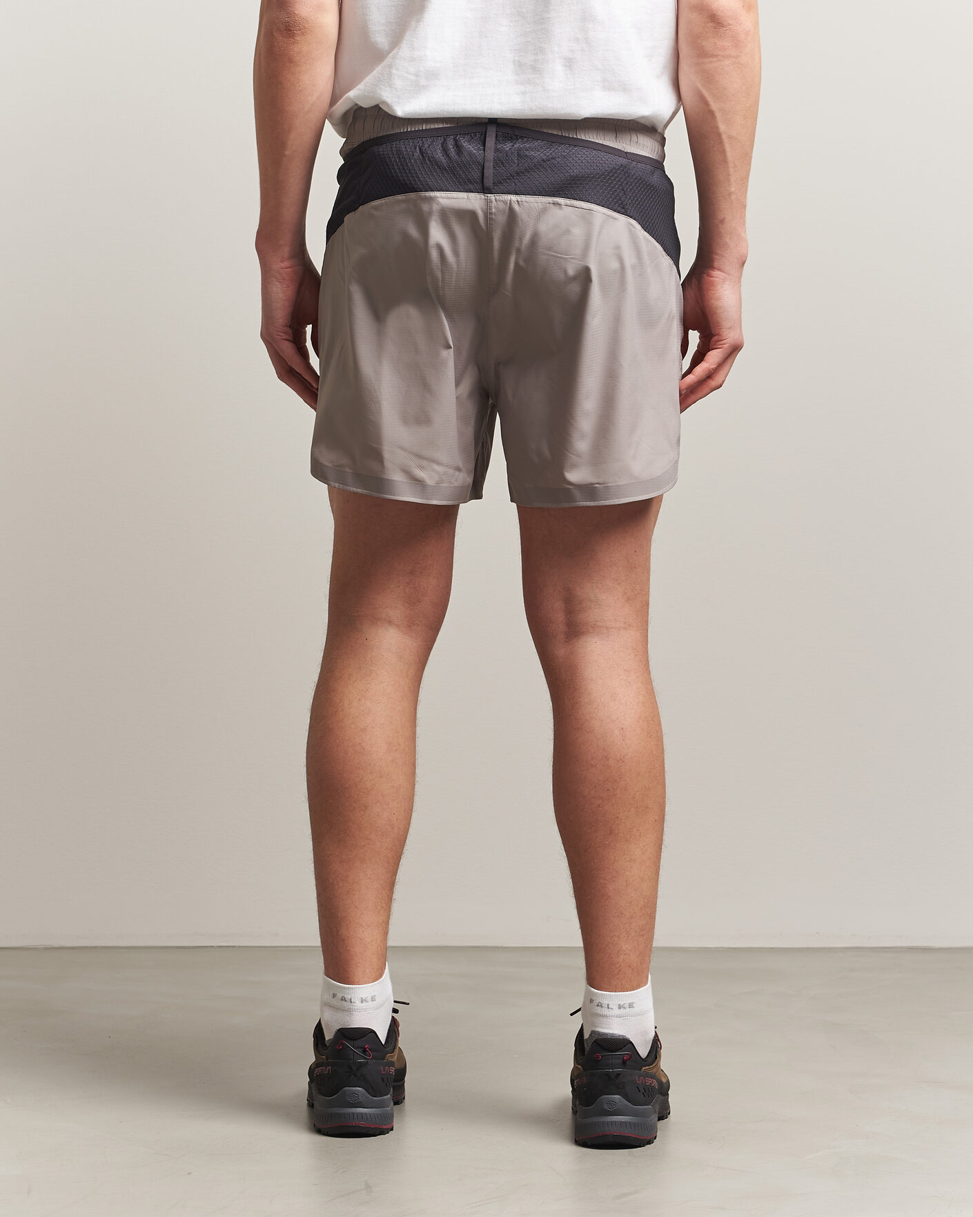 Homme | Shorts | Klättermusen | Bele Running Shorts Ridge Grey