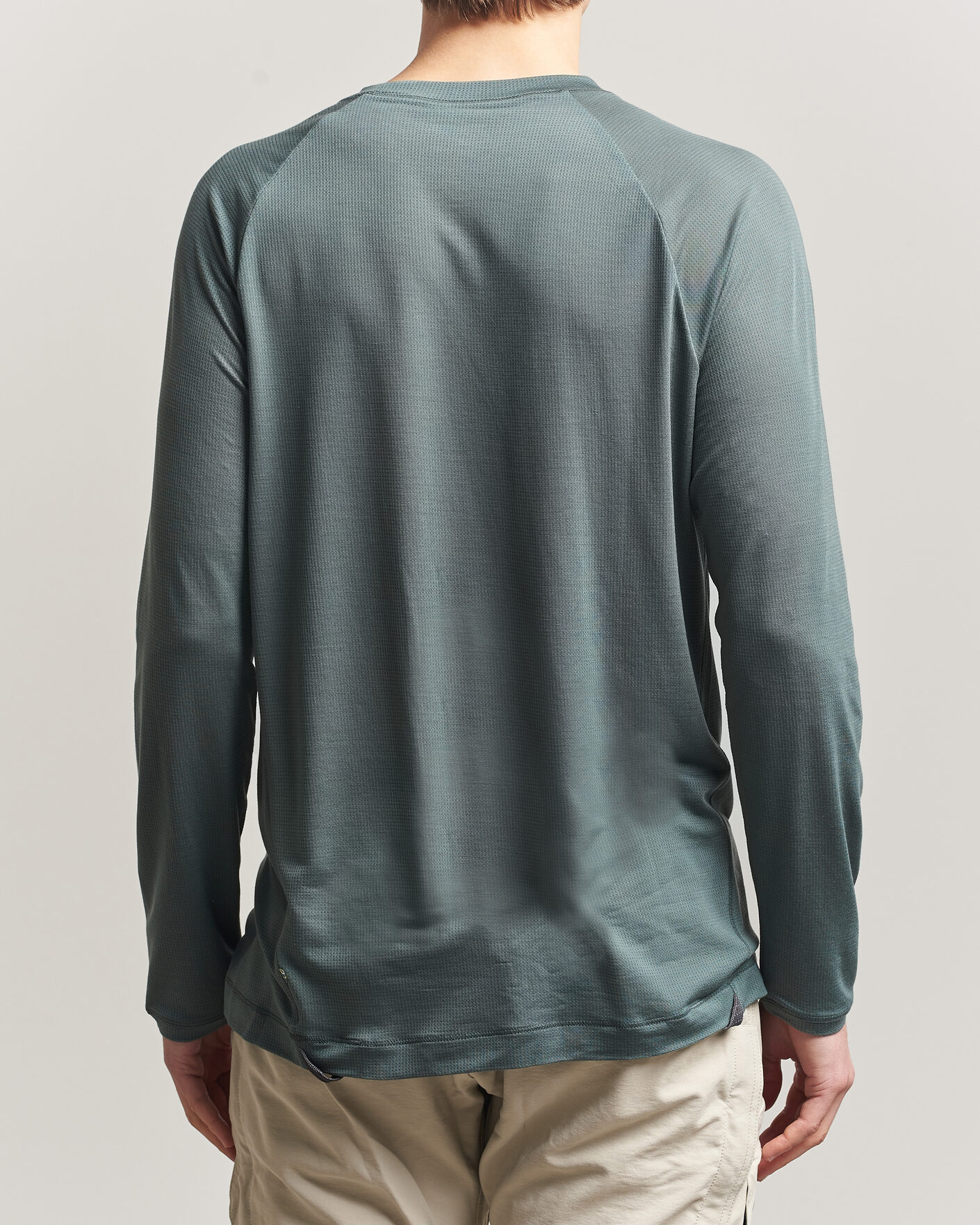 Homme | T-shirts | Klättermusen | Groa Lightweight Tencel Long Sleeve T-Shirt Teal Grey