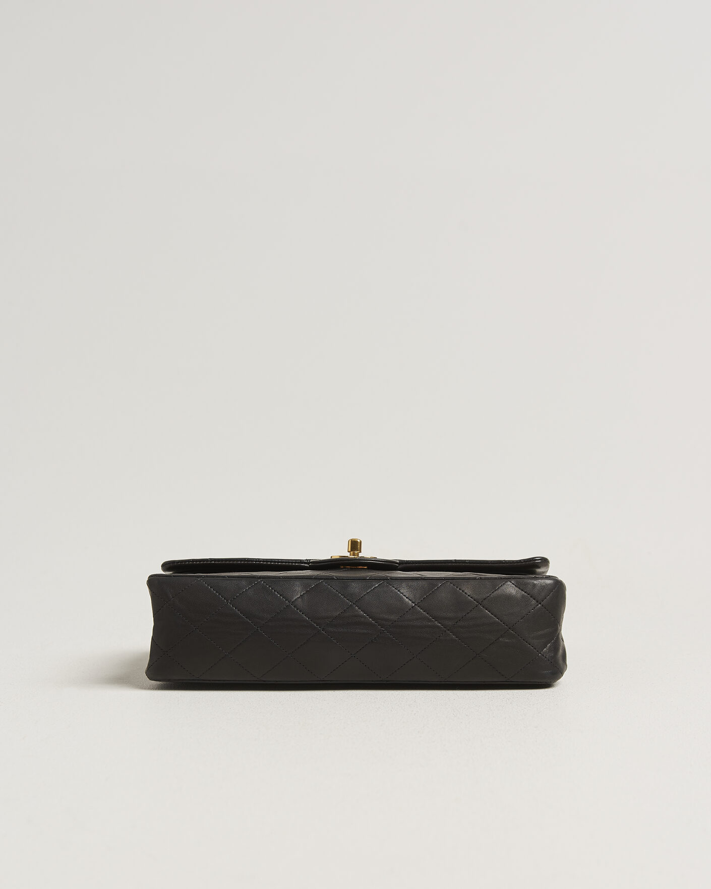 Homme | Pre-Owned & Vintage Bags | Chanel Pre-Owned | Classic Medium Double Flap Bag Black