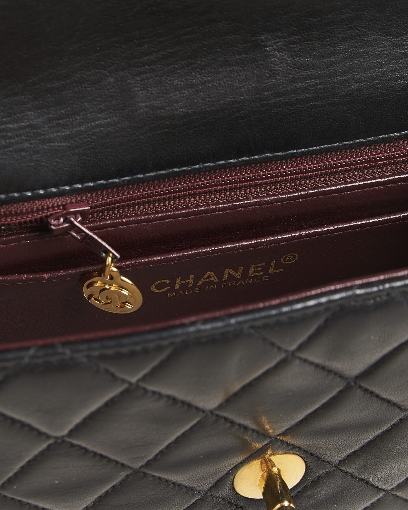 Homme | Pre-Owned & Vintage Bags | Chanel Pre-Owned | Classic Mini Single Flap Square Bag Black