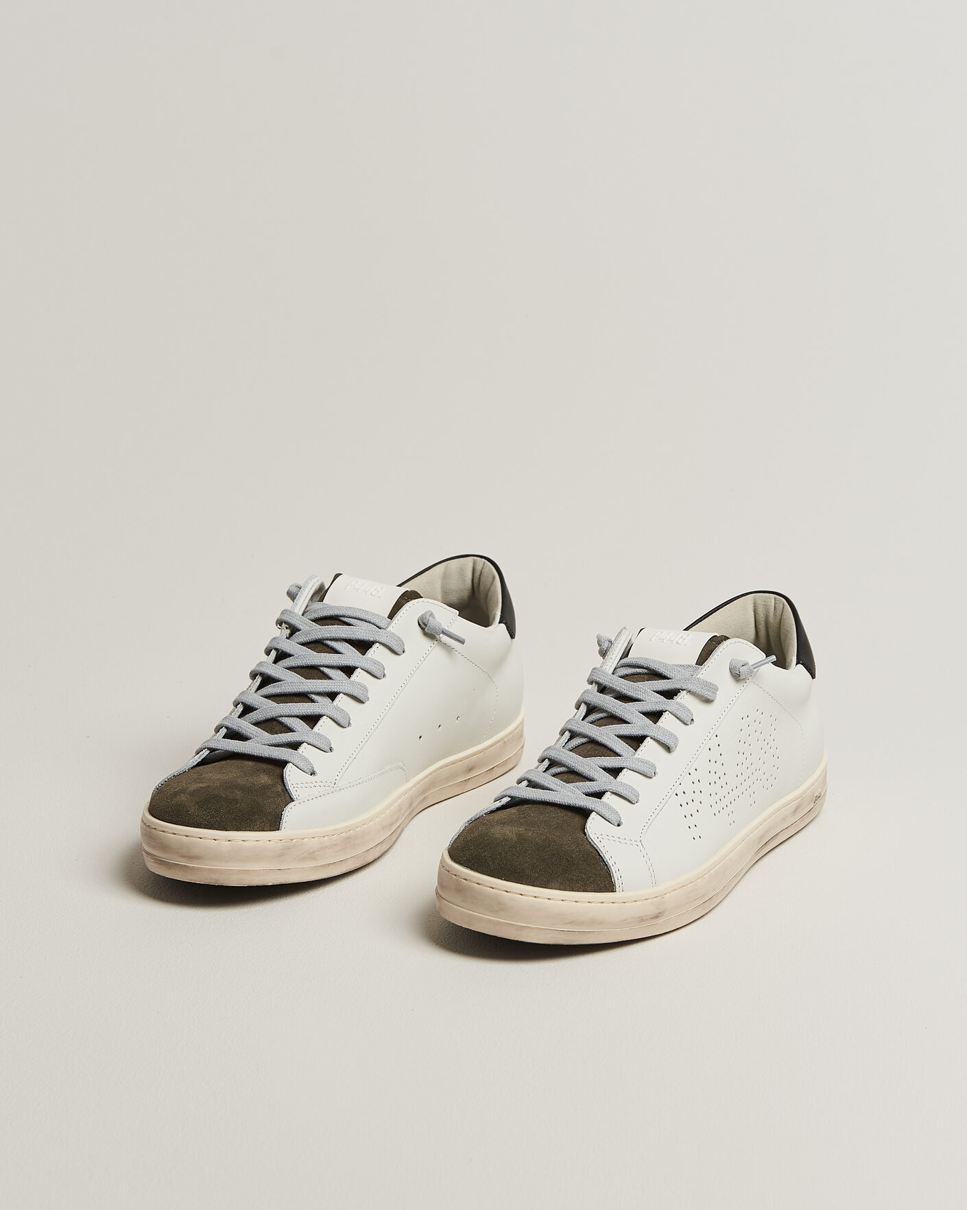 Homme | Baskets | P448 | John Leather Sneaker White/Olive