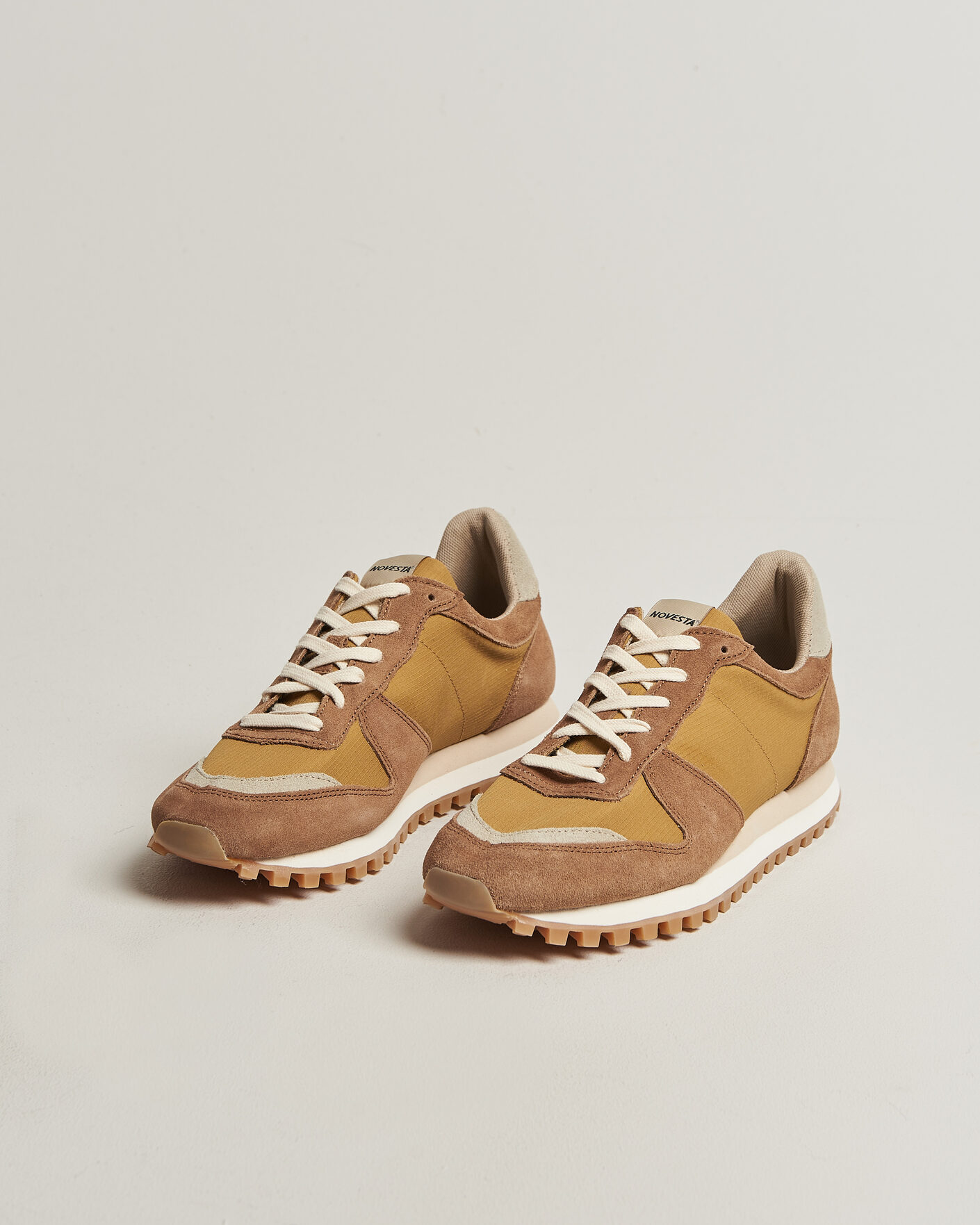 Homme | Baskets | Novesta | Marathon Trail Running Sneaker Cognac/Beige