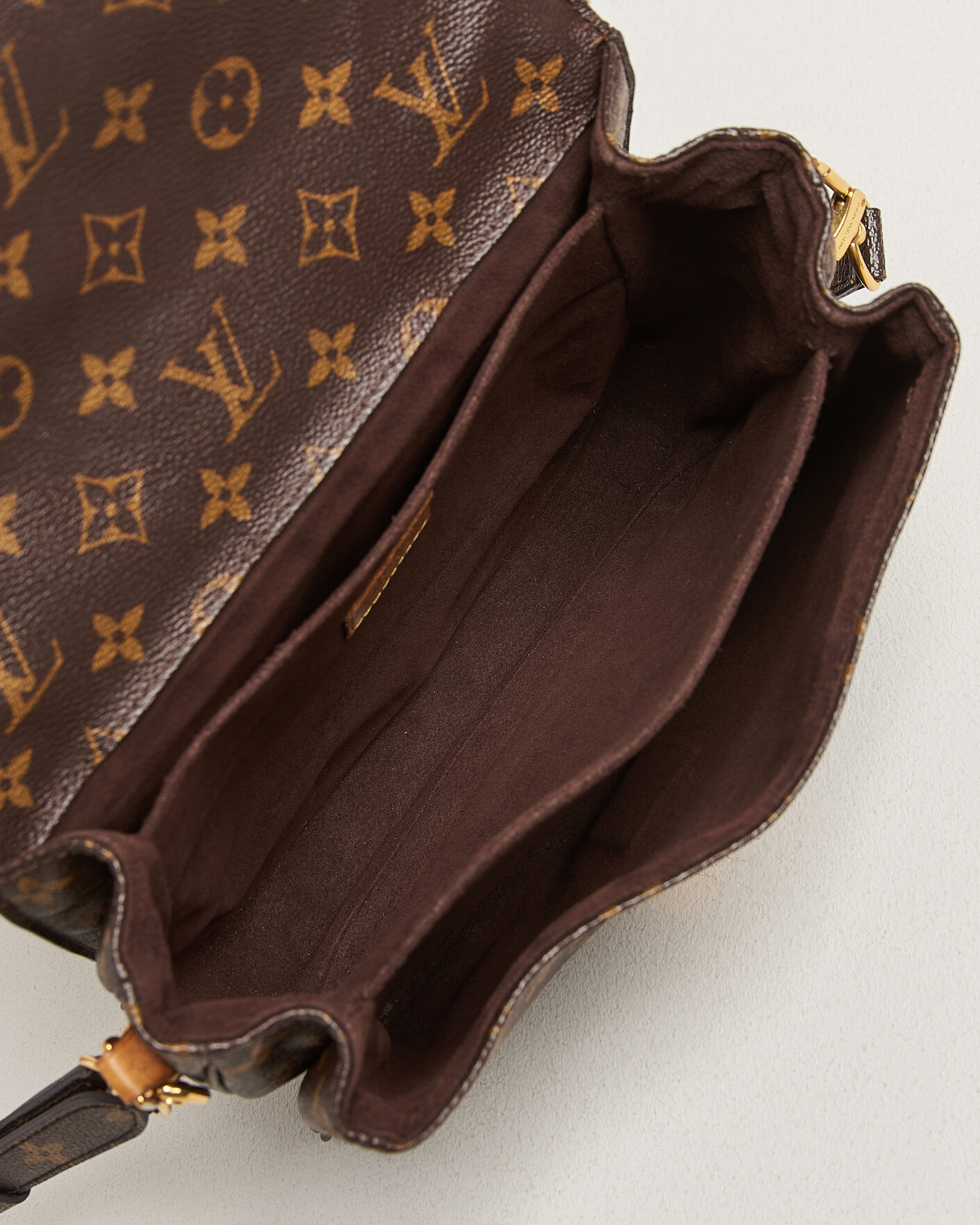 Homme | Pre-Owned & Vintage Bags | Louis Vuitton Pre-Owned | Pochette Métis Monogram