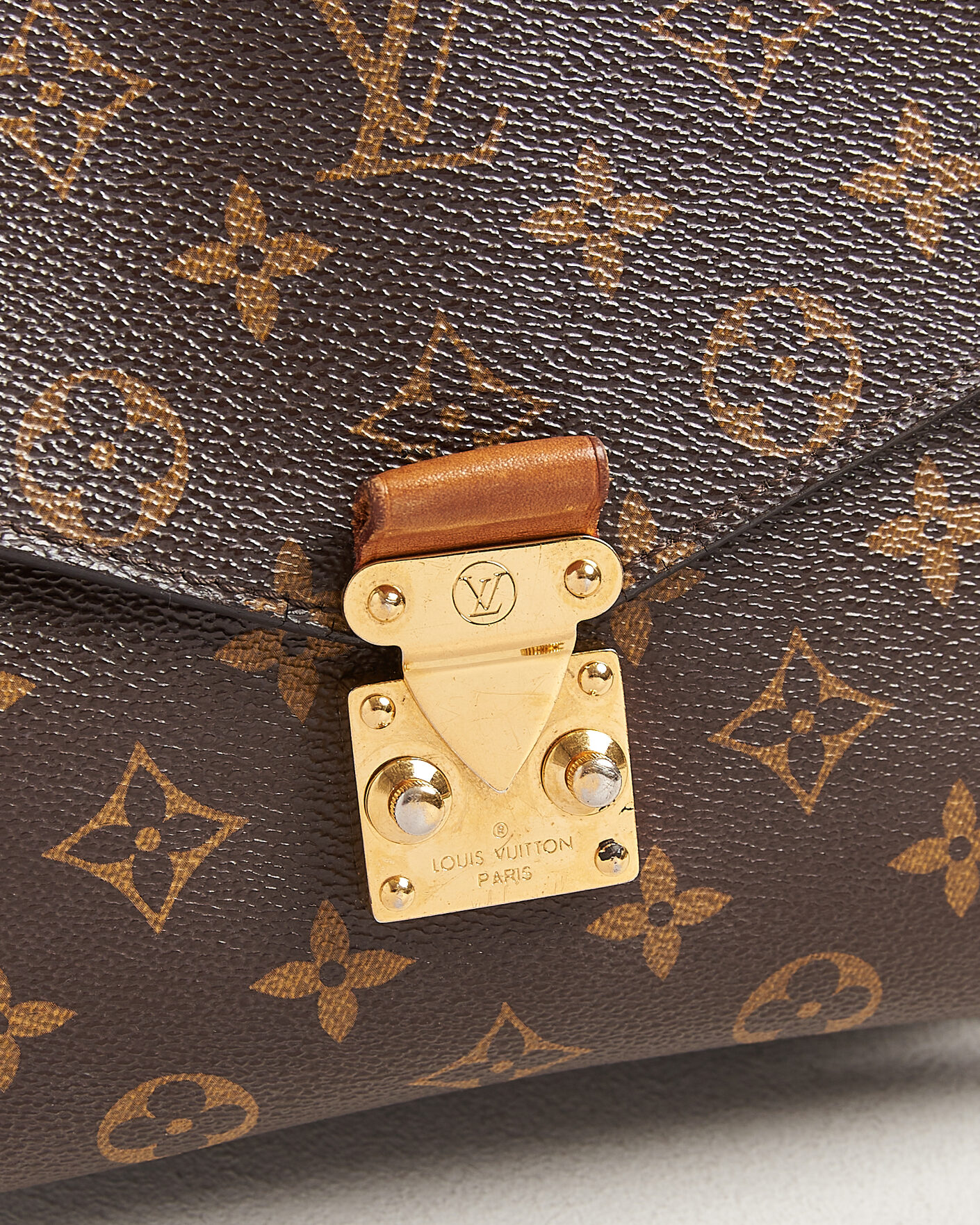 Homme | Pre-Owned & Vintage Bags | Louis Vuitton Pre-Owned | Pochette Métis Monogram