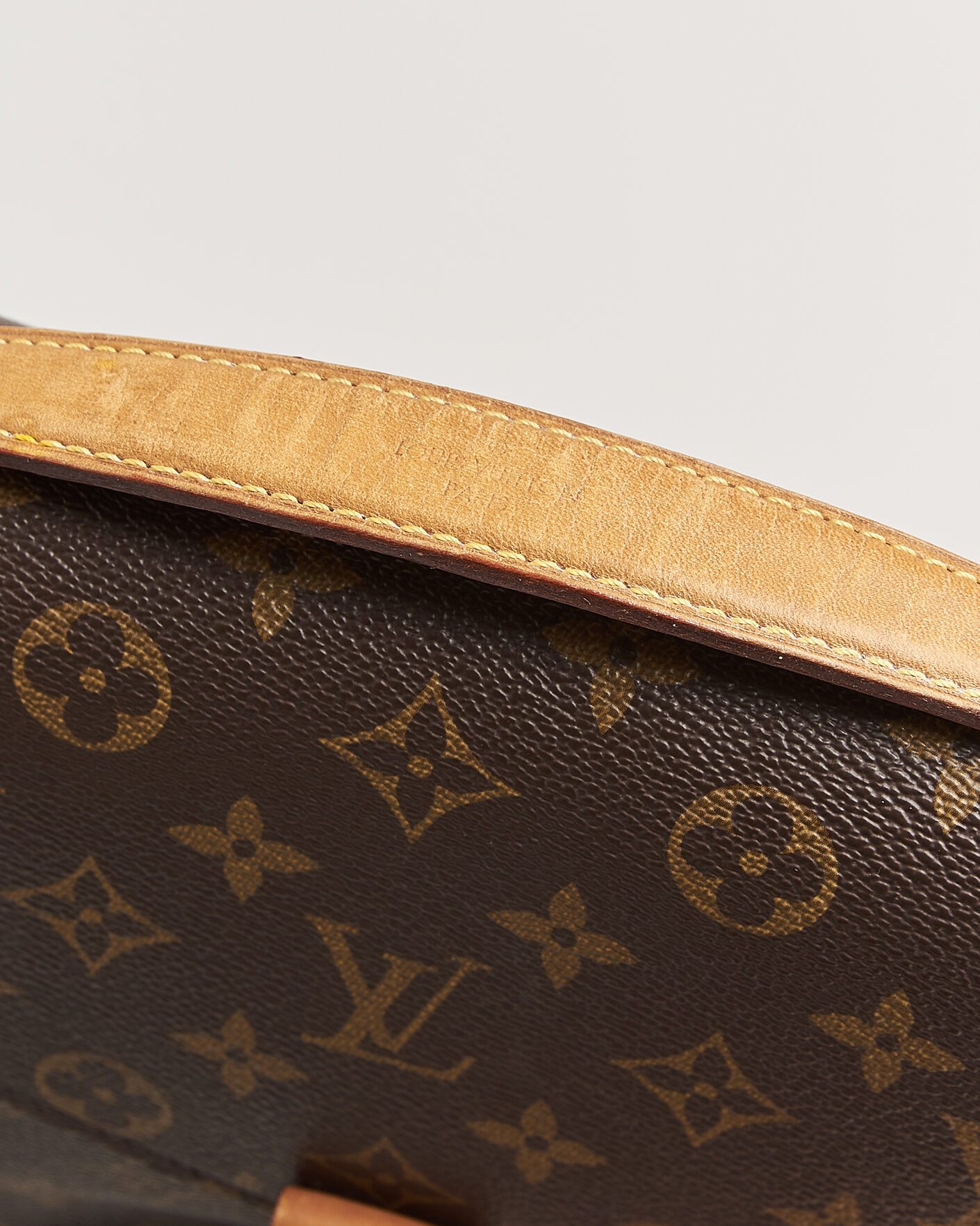 Homme | Pre-Owned & Vintage Bags | Louis Vuitton Pre-Owned | Pochette Métis Monogram