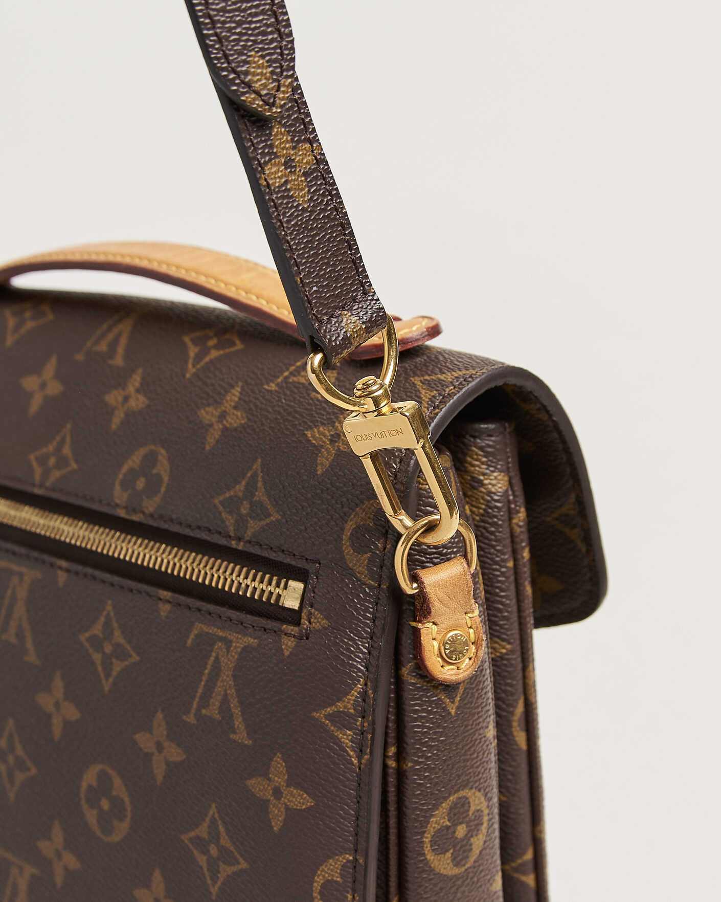 Homme | Pre-Owned & Vintage Bags | Louis Vuitton Pre-Owned | Pochette Métis Monogram