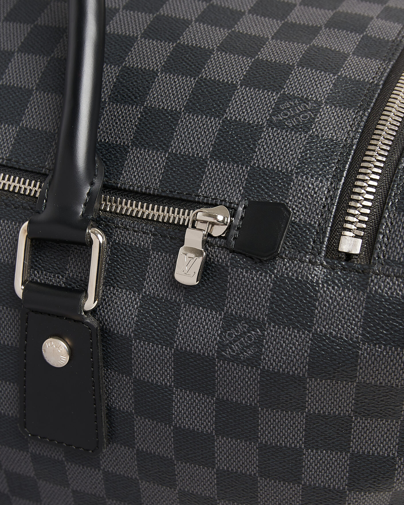 Homme | Pre-Owned & Vintage Bags | Louis Vuitton Pre-Owned | Roadster 50 Damier Graphite