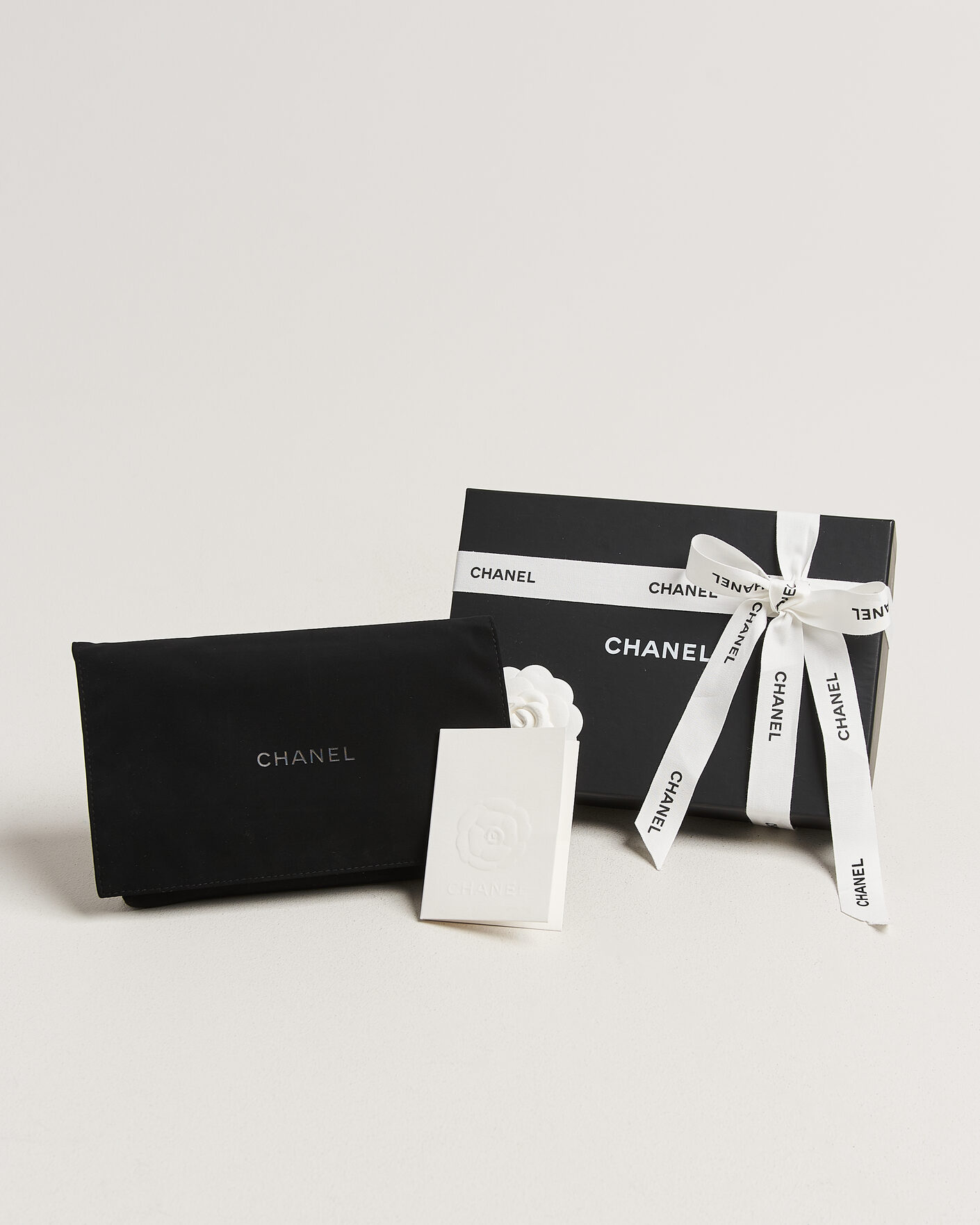 Homme | Pre-Owned & Vintage Bags | Chanel Pre-Owned | Wallet On Chain Caviar Leather Black