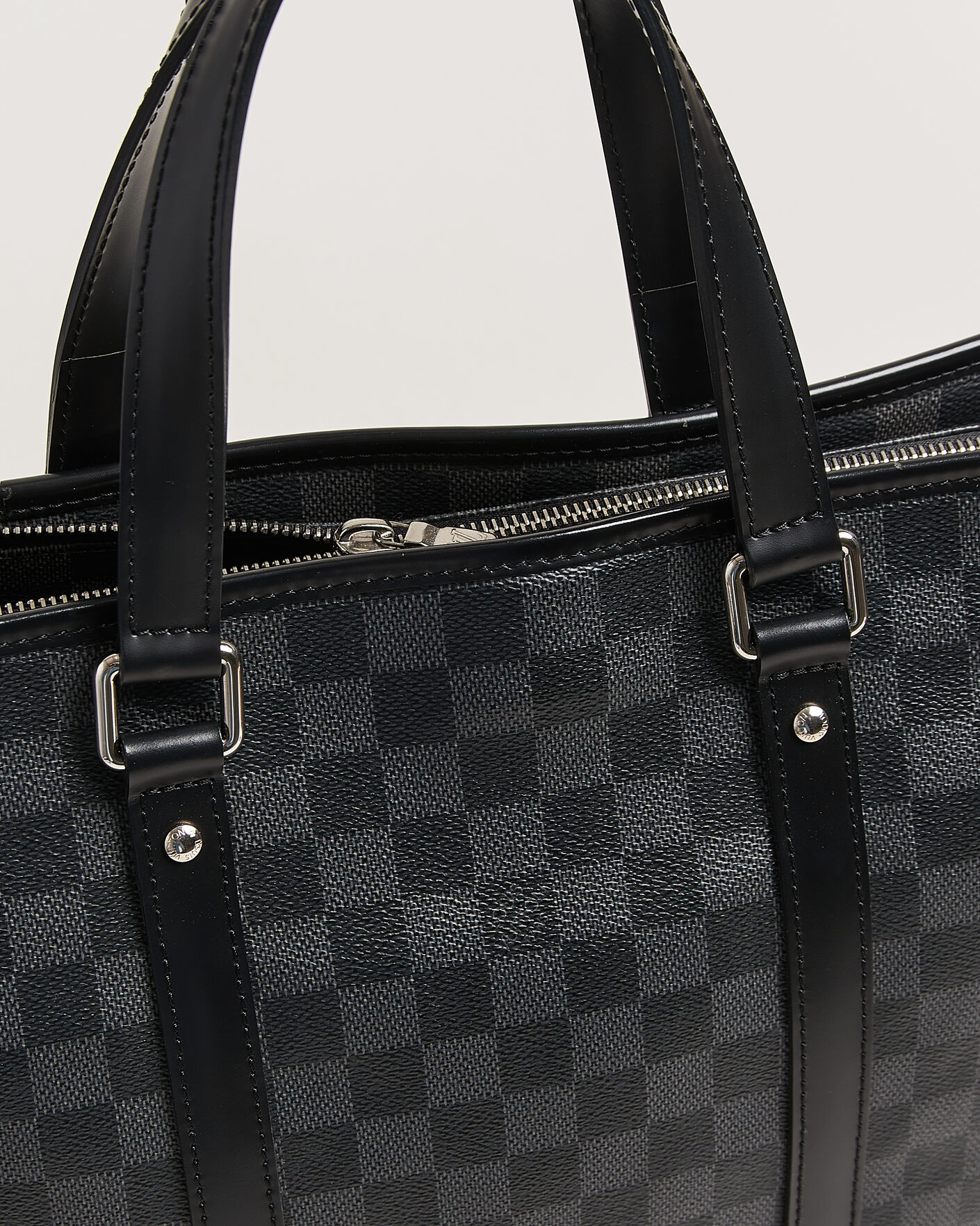 Homme | Pre-Owned & Vintage Bags | Louis Vuitton Pre-Owned | Tadao Tote bag PM Damier Graphite