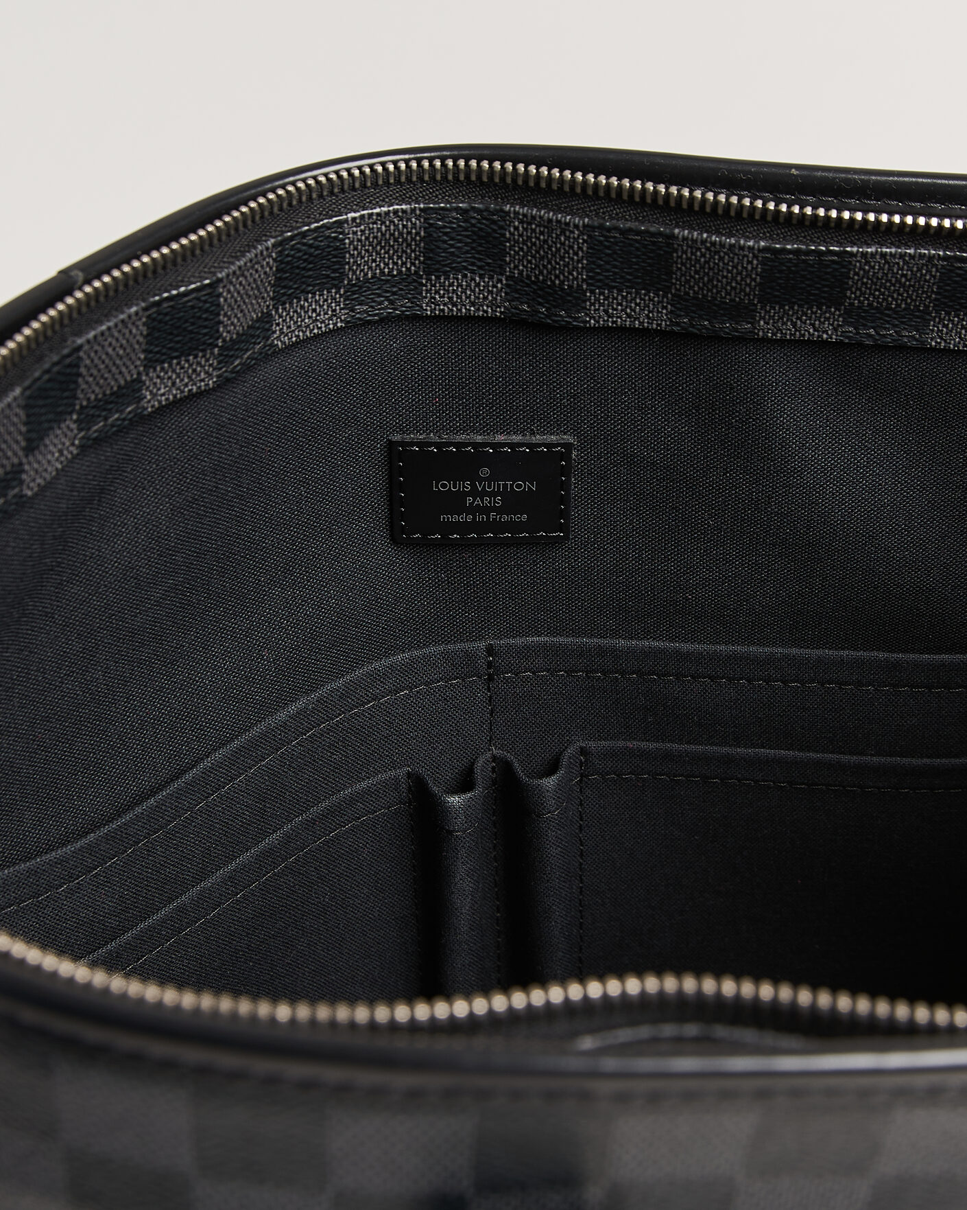 Homme | Pre-Owned & Vintage Bags | Louis Vuitton Pre-Owned | Tadao Tote bag PM Damier Graphite