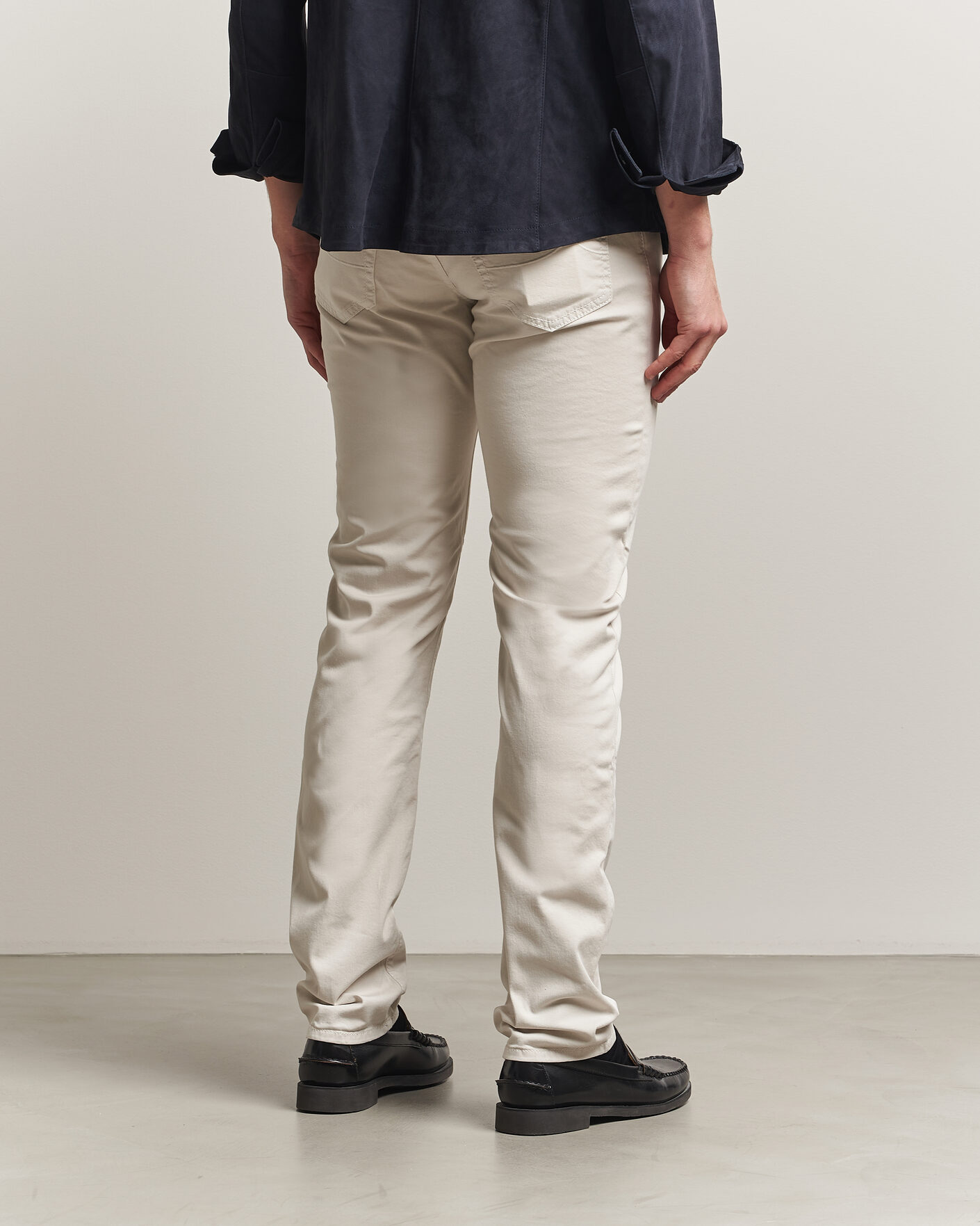 Homme | Pantalons | Jacob Cohën | Bard Garment Dyed Gabardine Trousers Off White