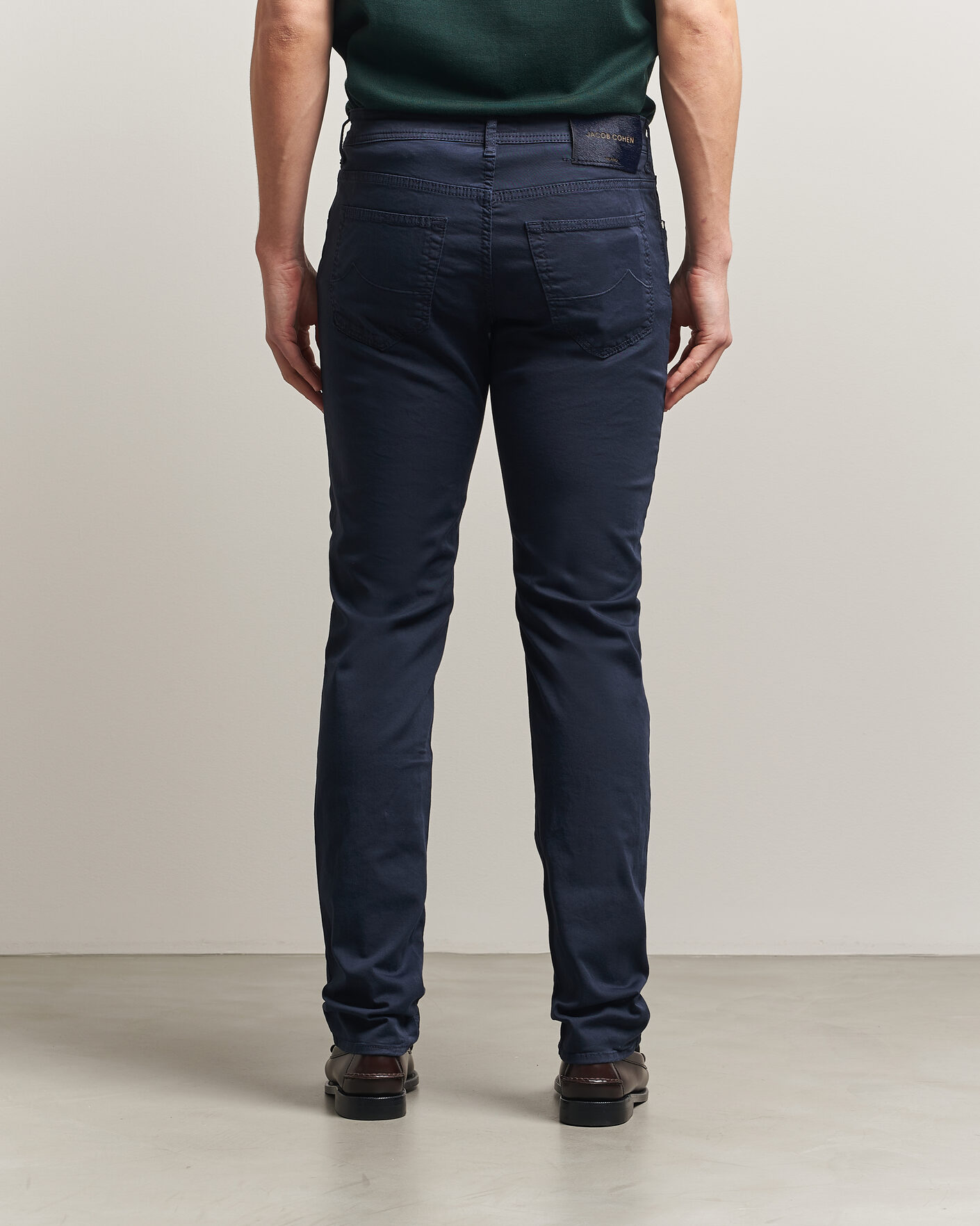 Homme | Pantalons | Jacob Cohën | Bard Garment Dyed Gabardine Trousers Navy Blue