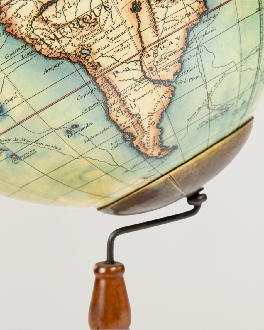 Homme | Pour La Maison | Authentic Models | Vaugondy Globe