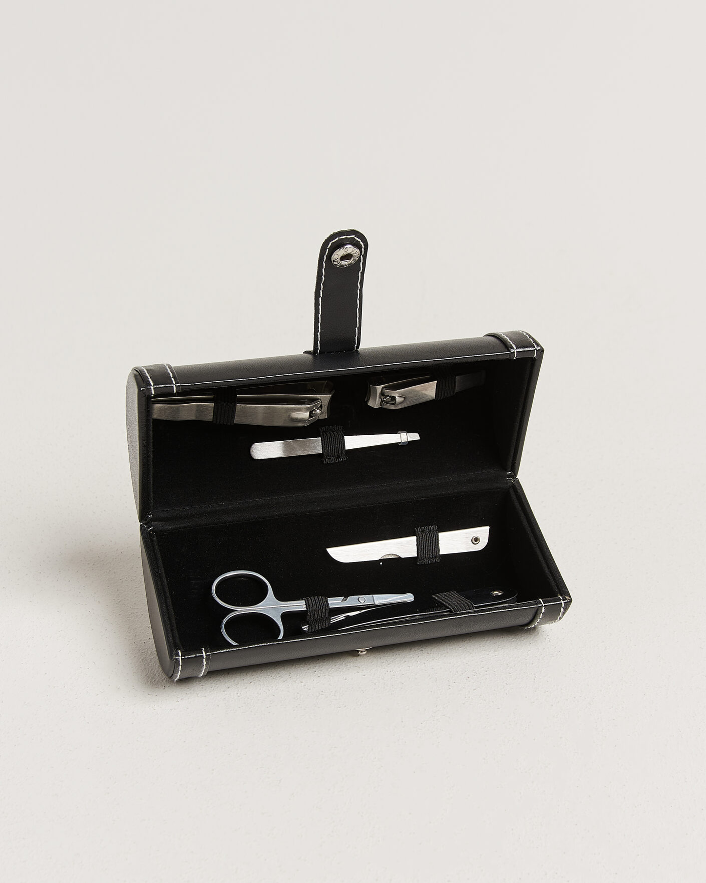Homme | Pour La Maison | Authentic Models | Grooming Kit
