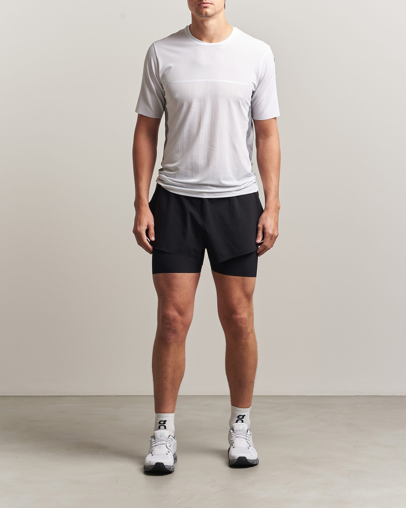 Homme | T-shirts | SOAR Running | Hot Weather Tee White/Silver