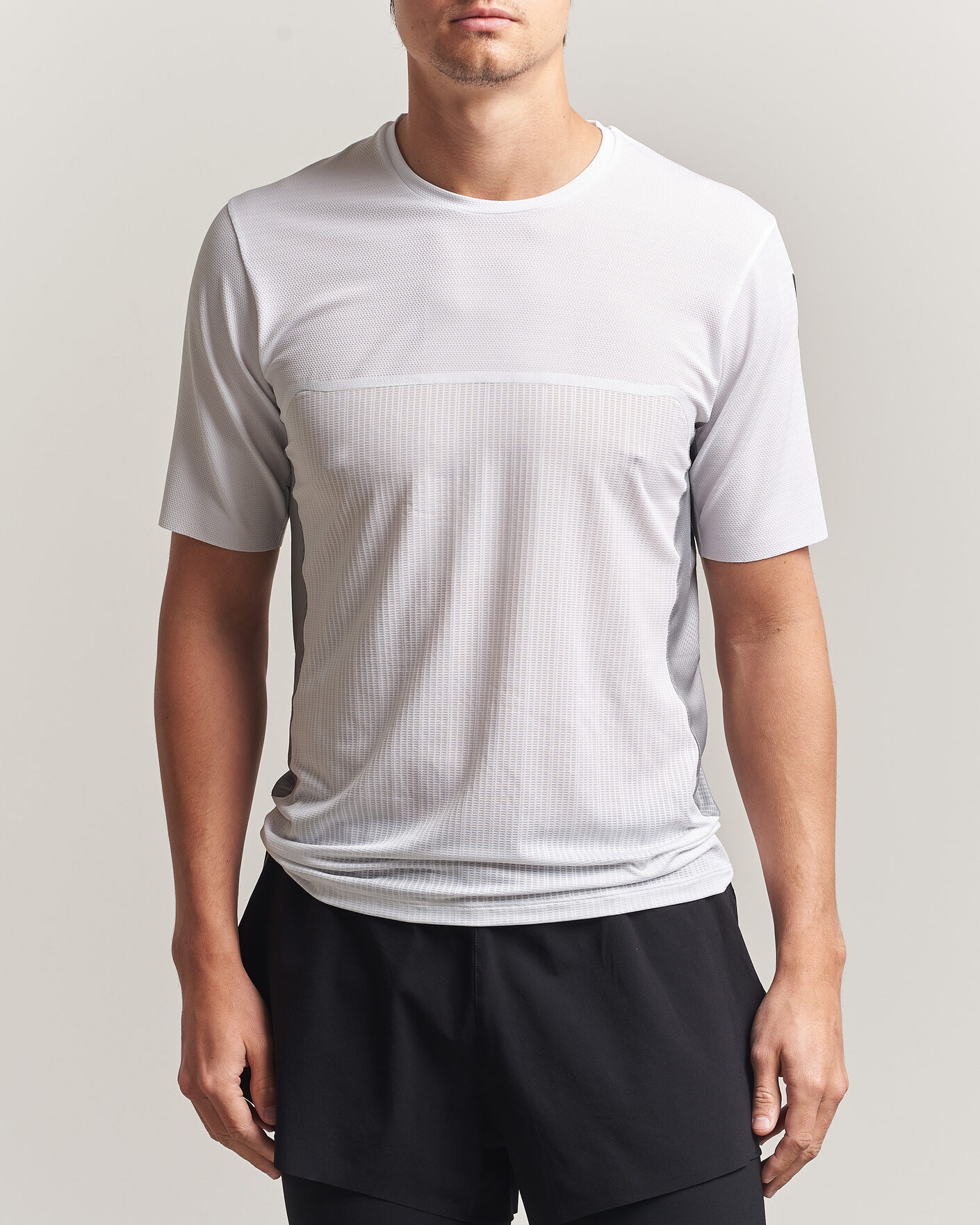 Homme | T-shirts | SOAR Running | Hot Weather Tee White/Silver