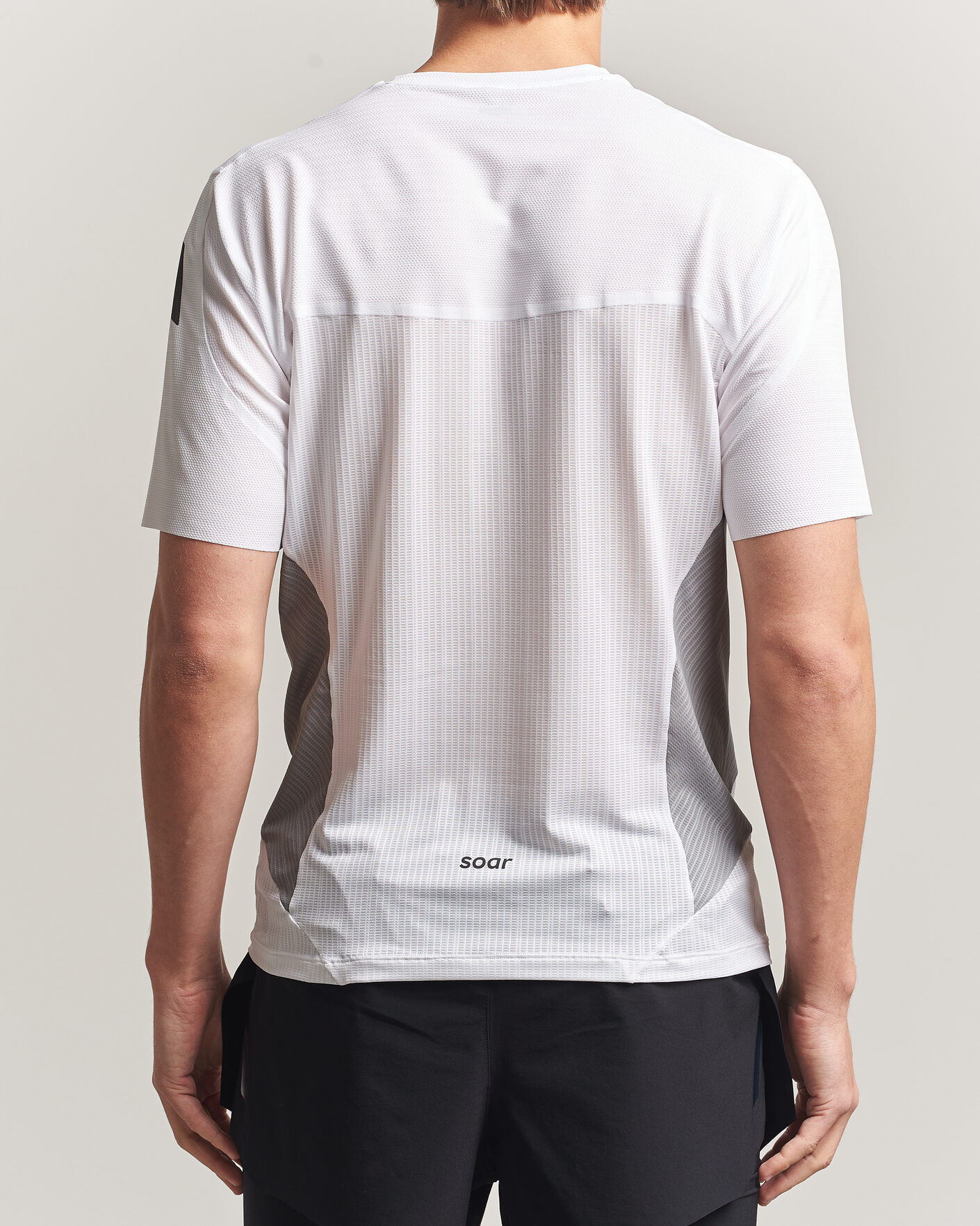 Homme | T-shirts | SOAR Running | Hot Weather Tee White/Silver