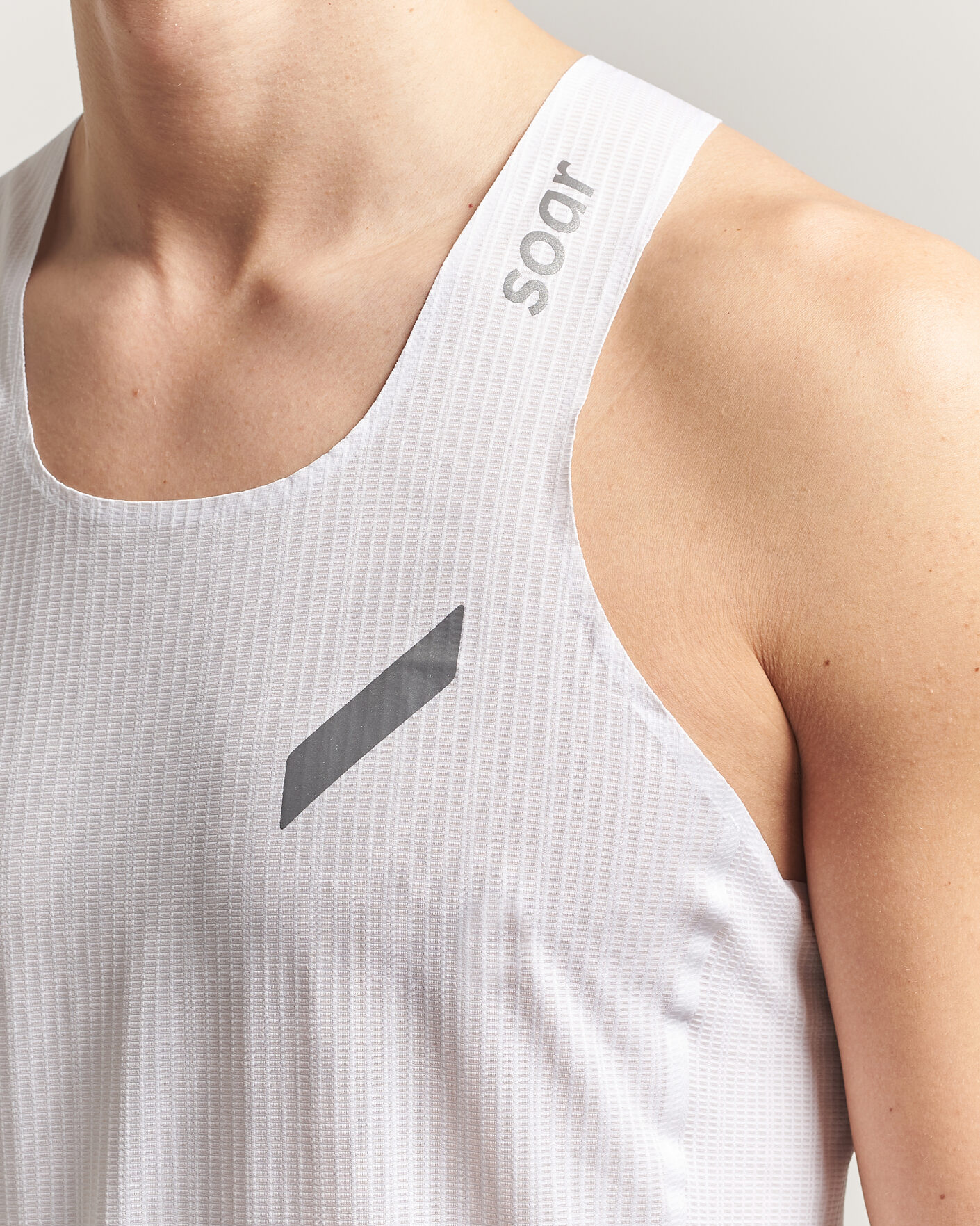 Homme | T-shirts | SOAR Running | Race Vest White