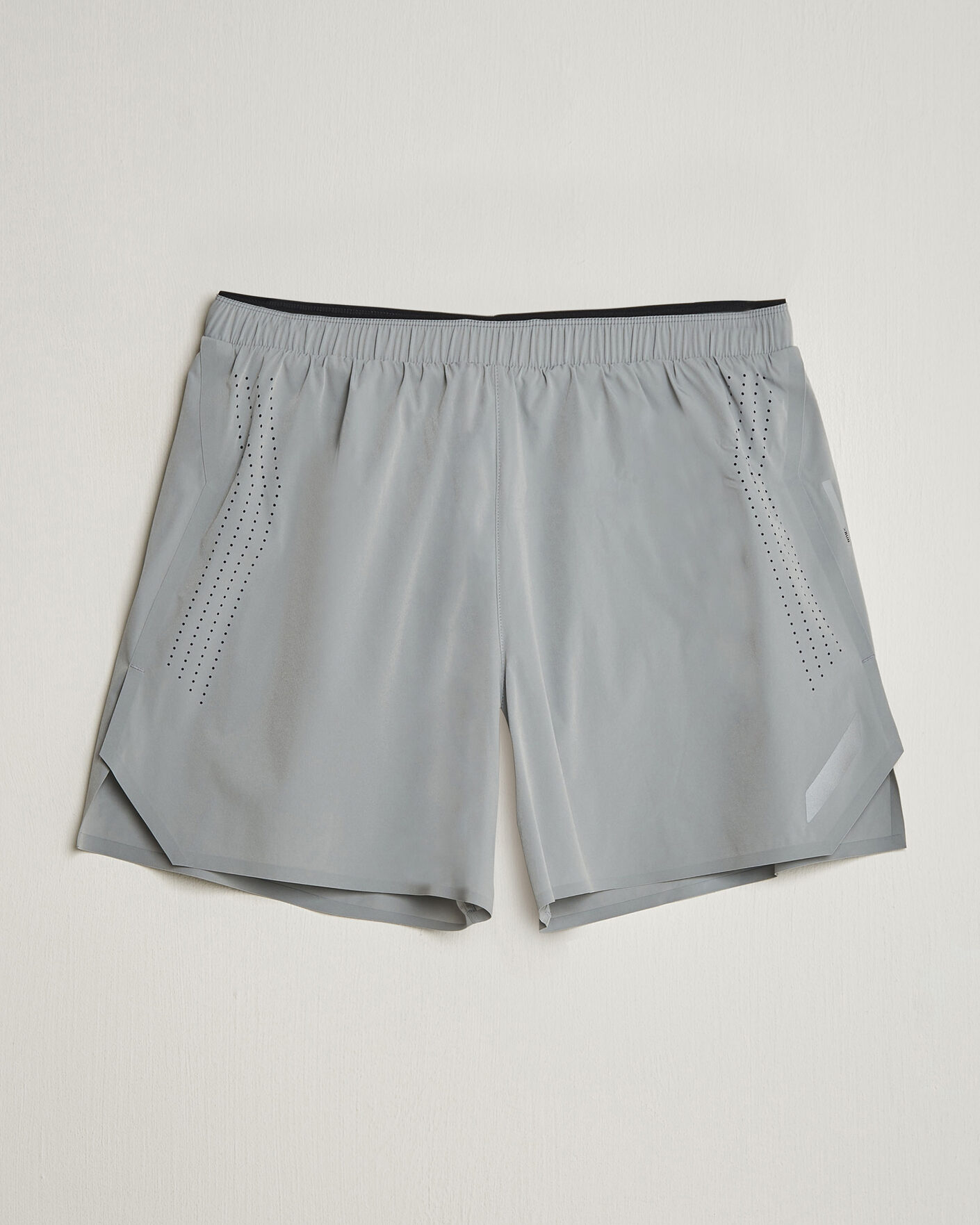 Homme | Shorts | SOAR Running | Run Short Silver Grey