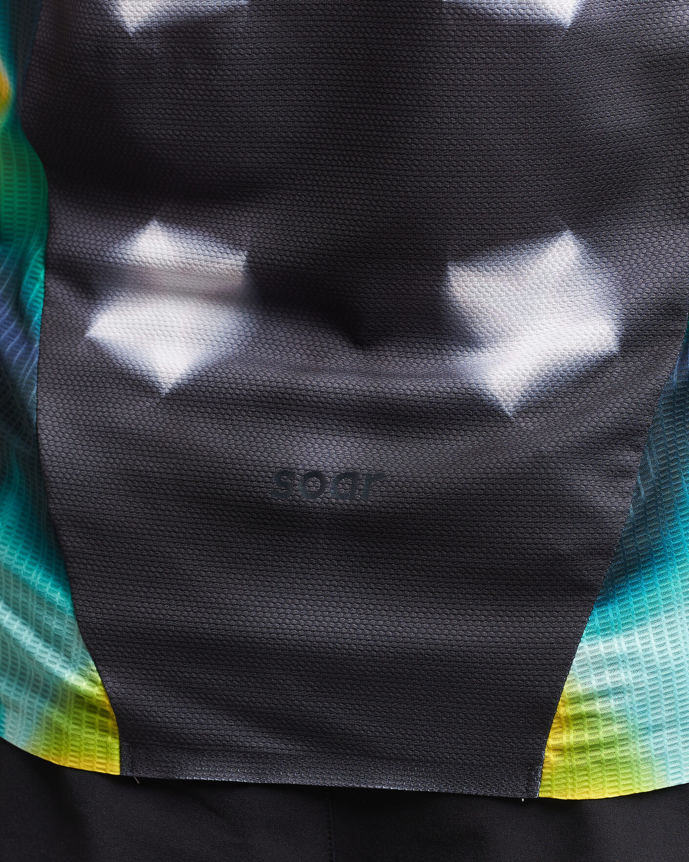 Homme | T-shirts | SOAR Running | Trail Race Top Black/Fade Grey