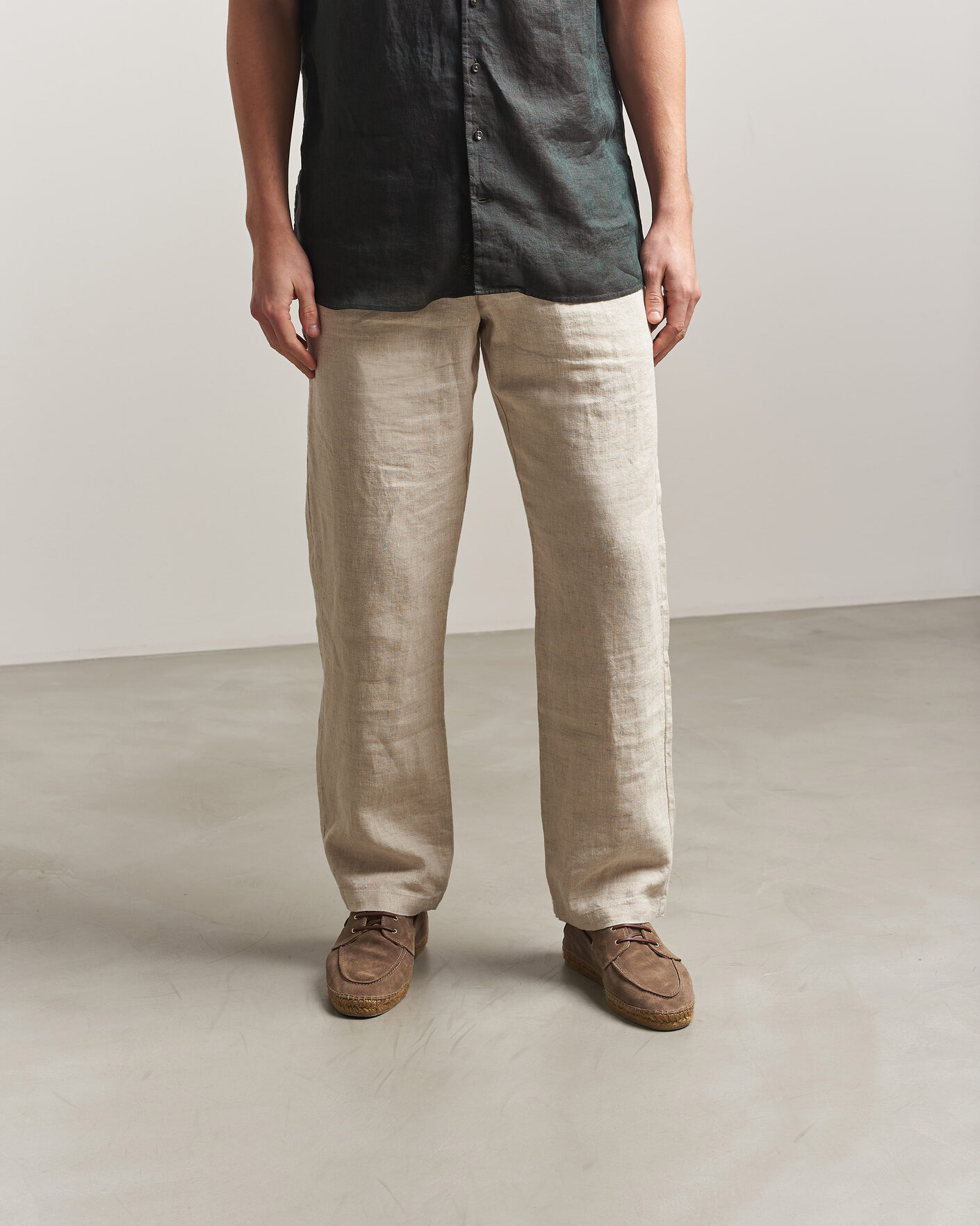 Homme | Espadrilles | Castañer | Nemo Casual Suede Boat Shoe Topo