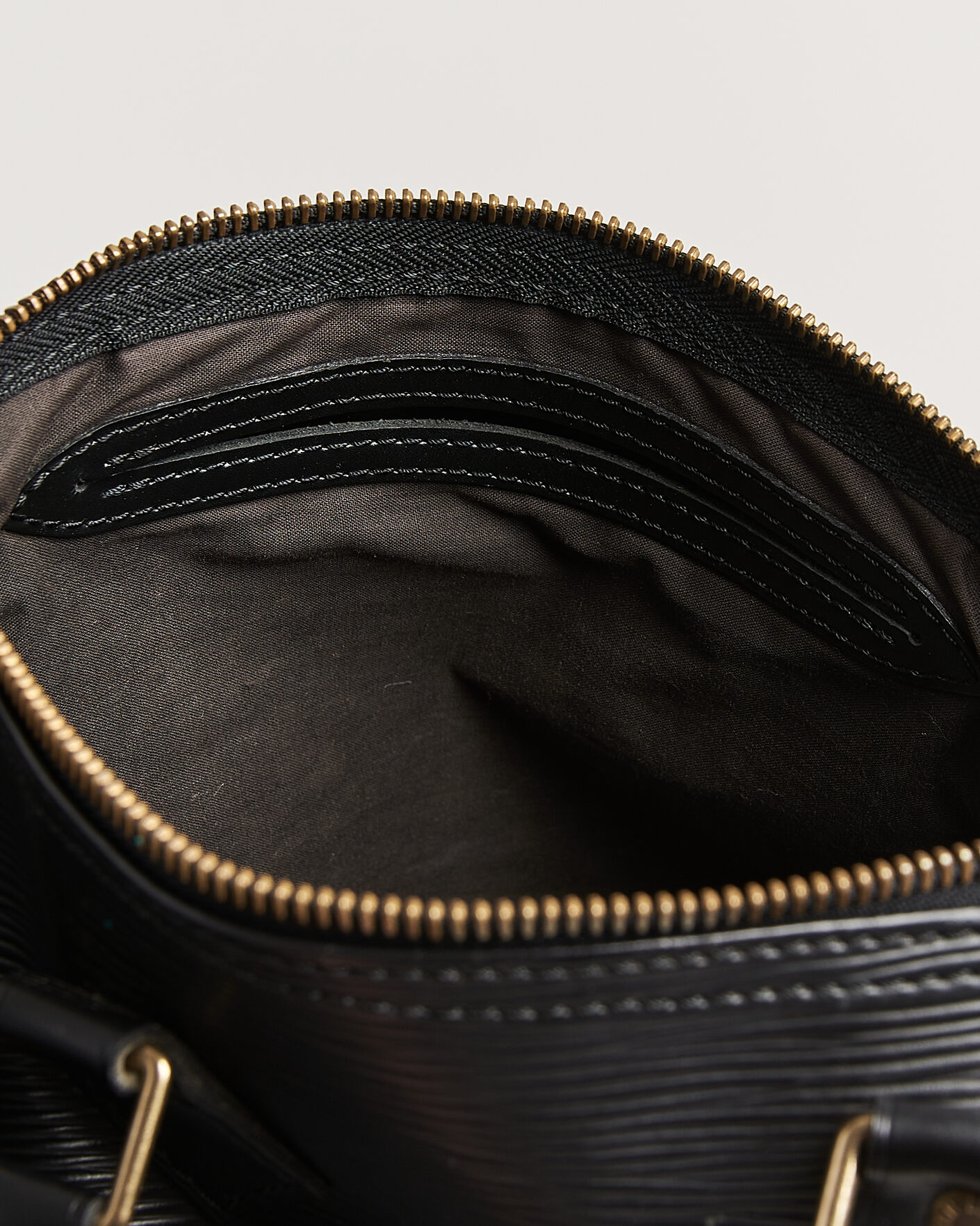 Homme | Pre-Owned & Vintage Bags | Louis Vuitton Pre-Owned | Speedy 25 Epi Leather Black