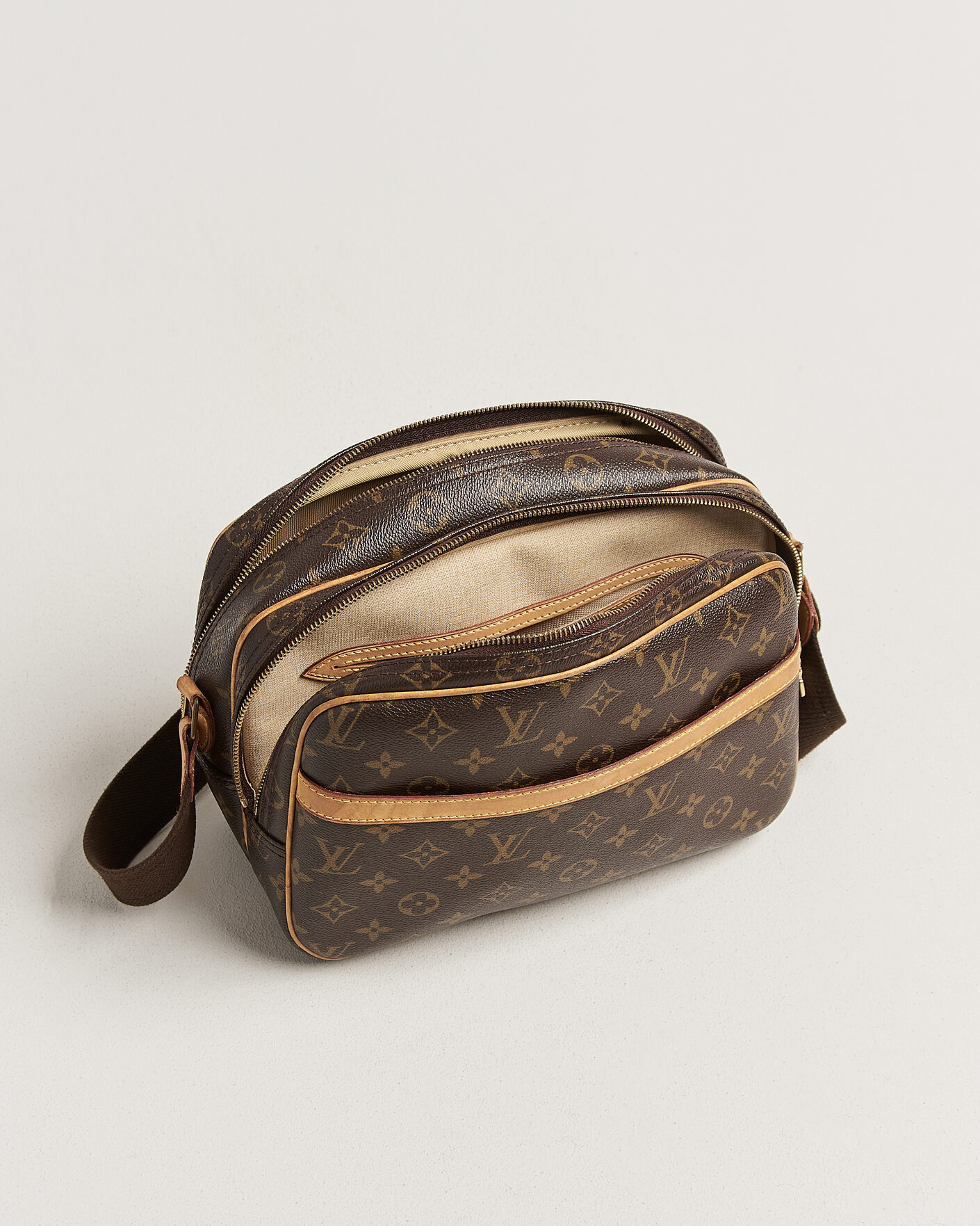 Homme | Pre-Owned & Vintage Bags | Louis Vuitton Pre-Owned | Reporter Bag PM Monogram
