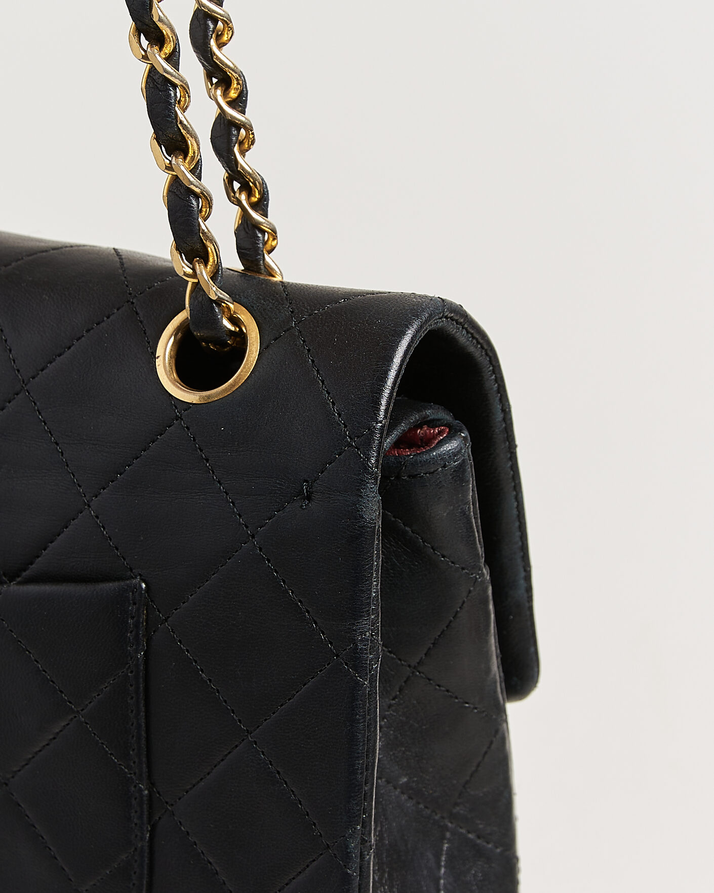 Homme | Pre-Owned & Vintage Bags | Chanel Pre-Owned | Classic Medium Double Flap Bag Lambskin Black