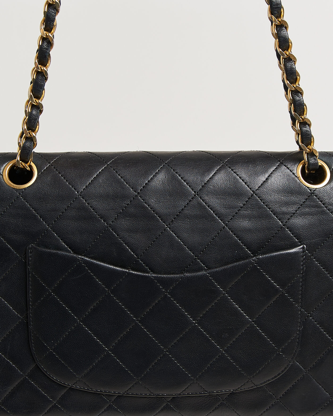 Homme | Pre-Owned & Vintage Bags | Chanel Pre-Owned | Classic Medium Double Flap Bag Lambskin Black