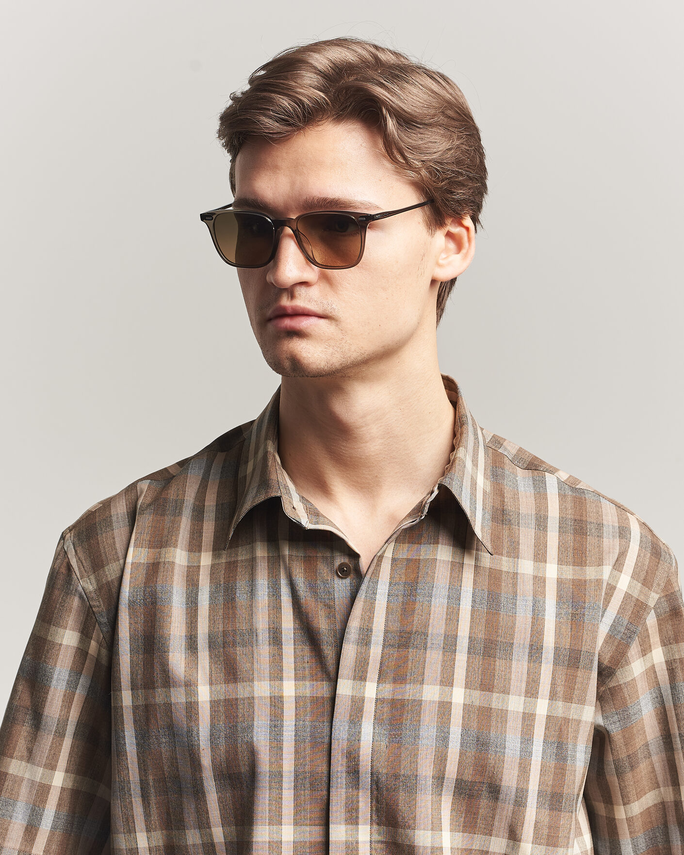 Homme | Lunettes De Soleil | Oliver Peoples | Laedin Sunglasses Inkwell
