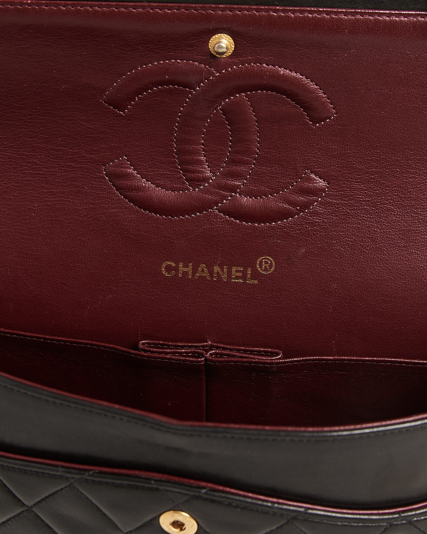Homme | Pre-Owned & Vintage Bags | Chanel Pre-Owned | Classic Medium Double Flap Bag Lambskin Black