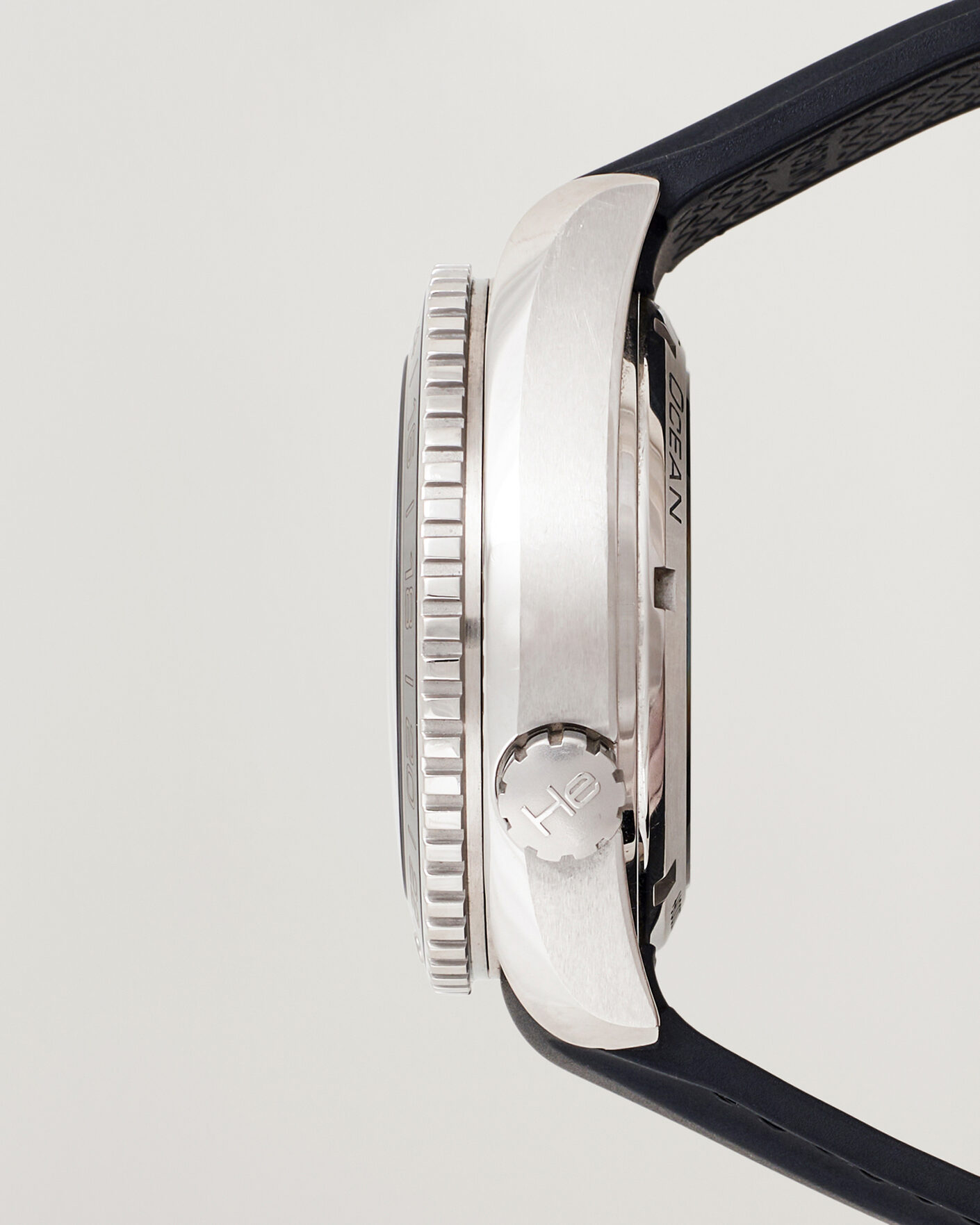 Homme | Omega Pre-Owned Seamaster Planet Ocean 600M GMT | Omega Pre-Owned | Seamaster Planet Ocean 600M GMT