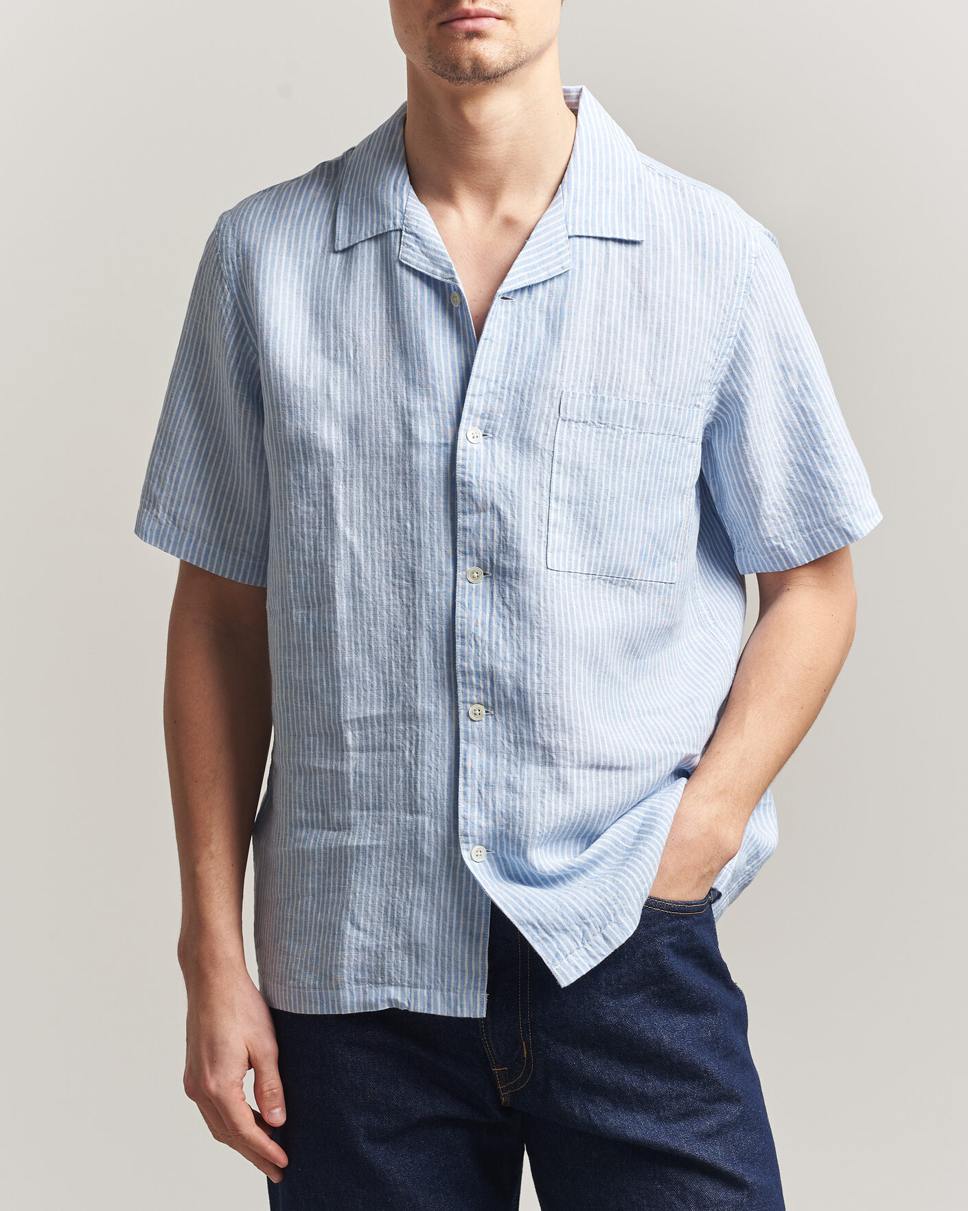Homme | Chemises | A Day's March | Yamu Striped Linen Short Sleeve Shirt Light Blue