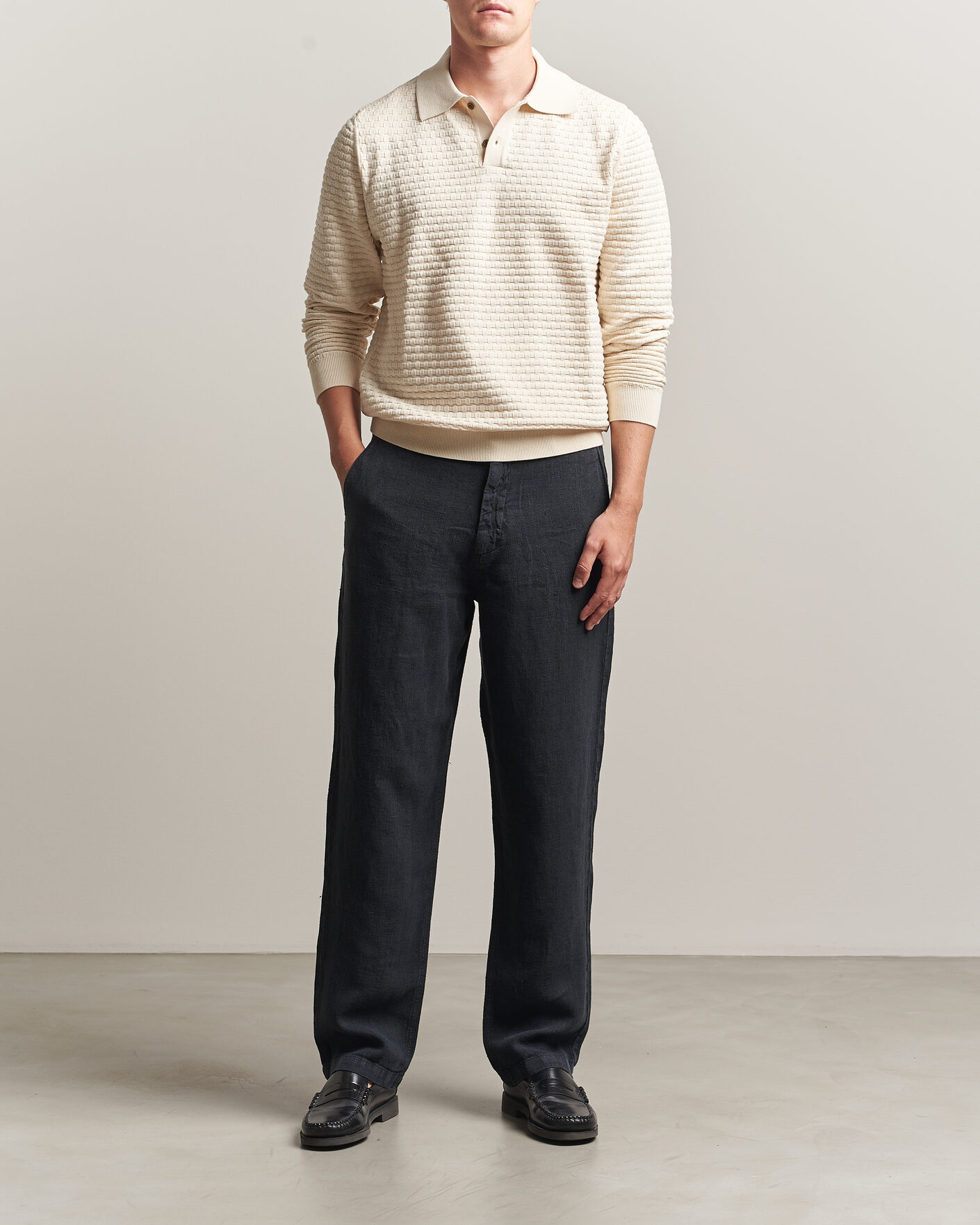 Homme | Pantalons | A Day's March | Redwood Linen Trousers Black