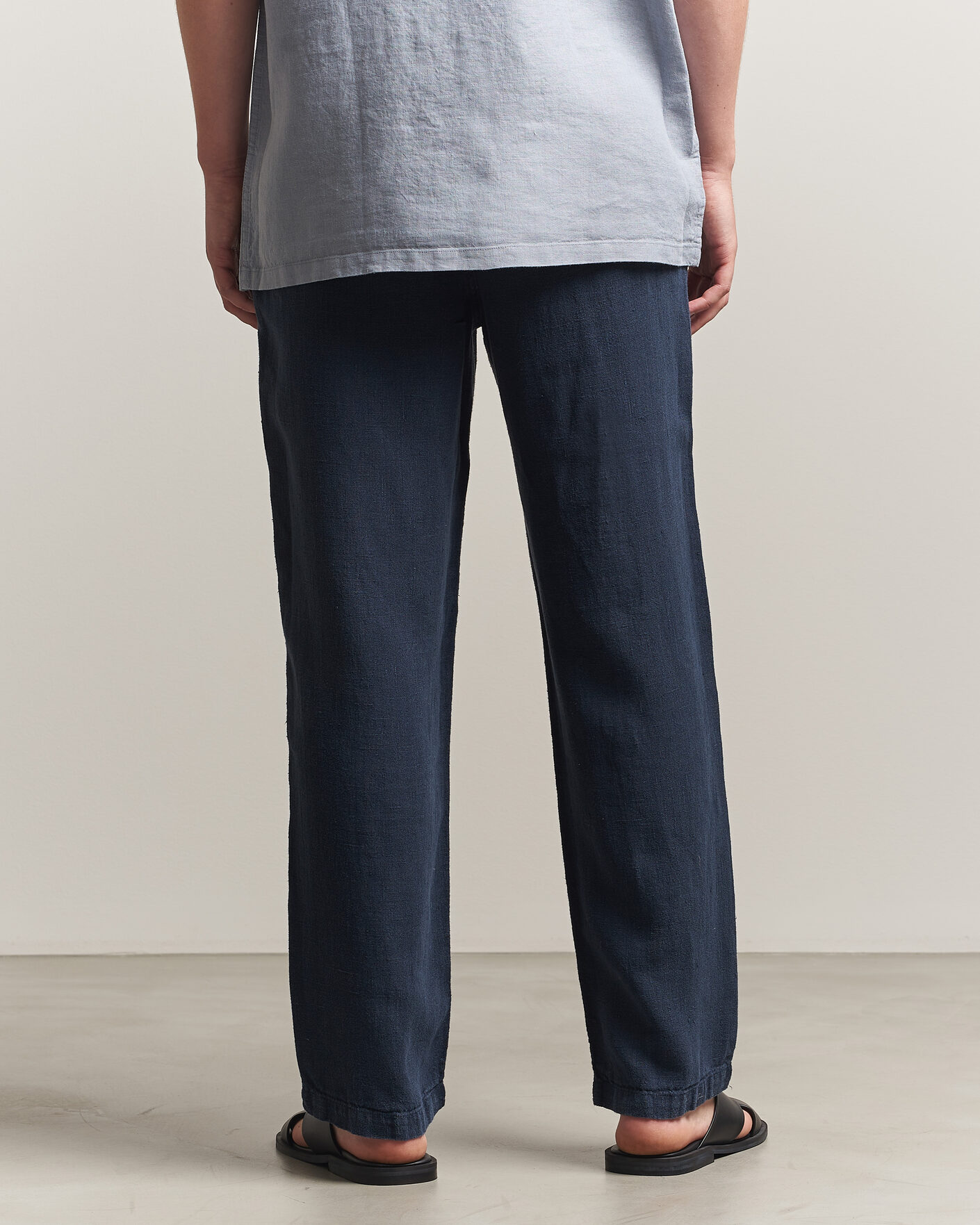 Homme | Pantalons | A Day's March | Redwood Linen Trousers Navy
