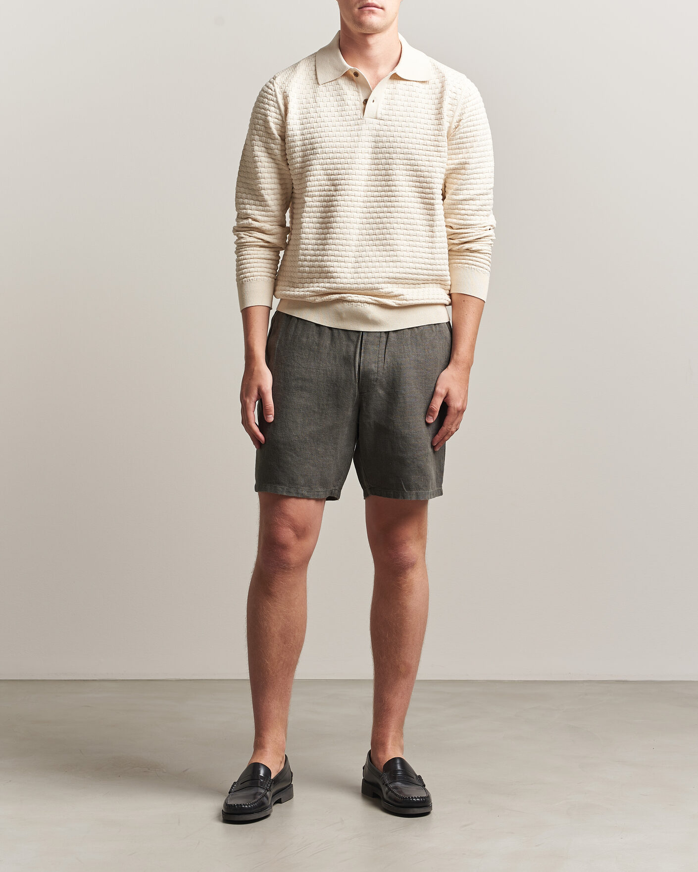 Homme | Shorts | A Day's March | Ipu Linen Drawstring Shorts Olive