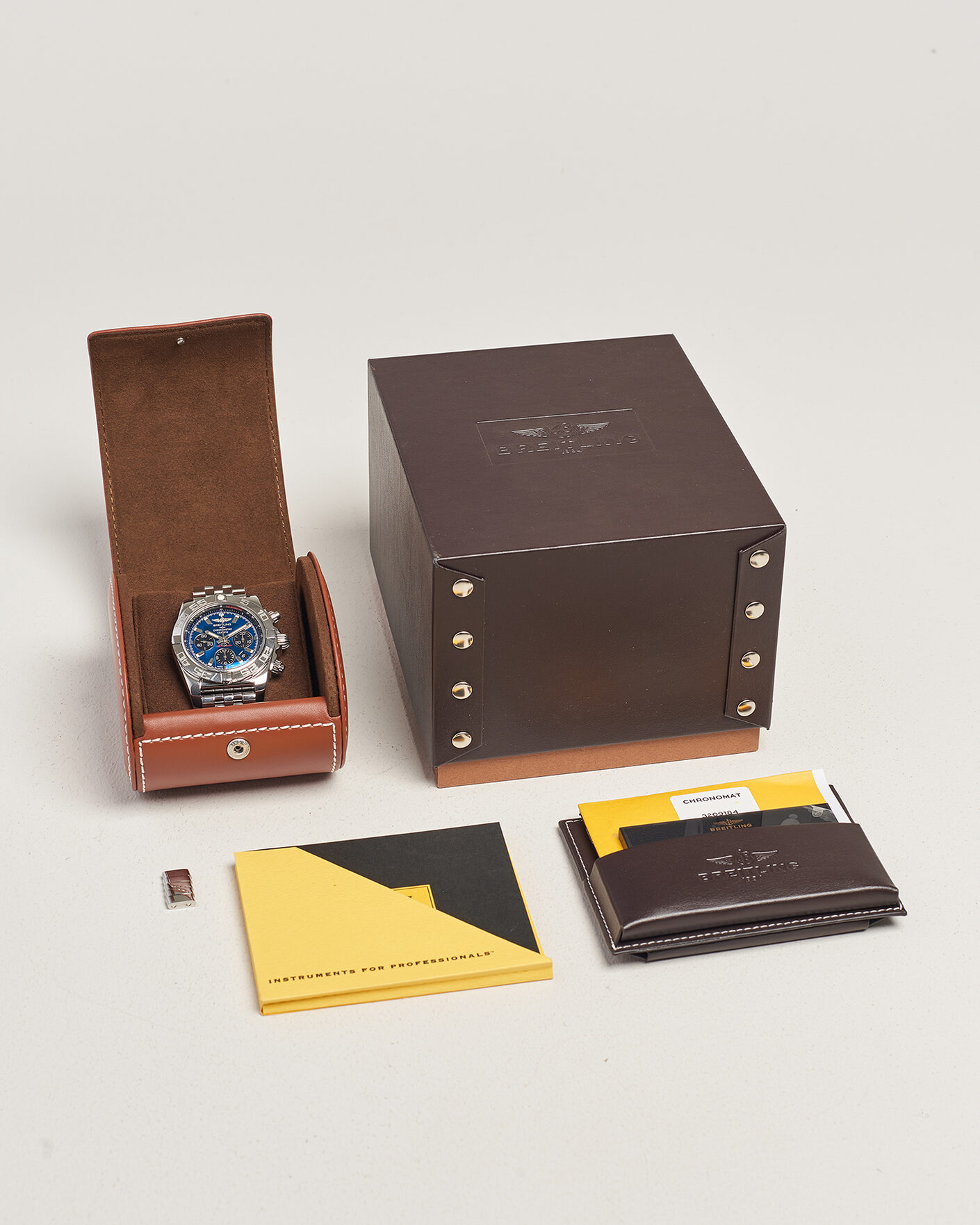 Homme | Pre-Owned & Vintage Watches | Breitling Pre-Owned | CHRONOMAT 44 