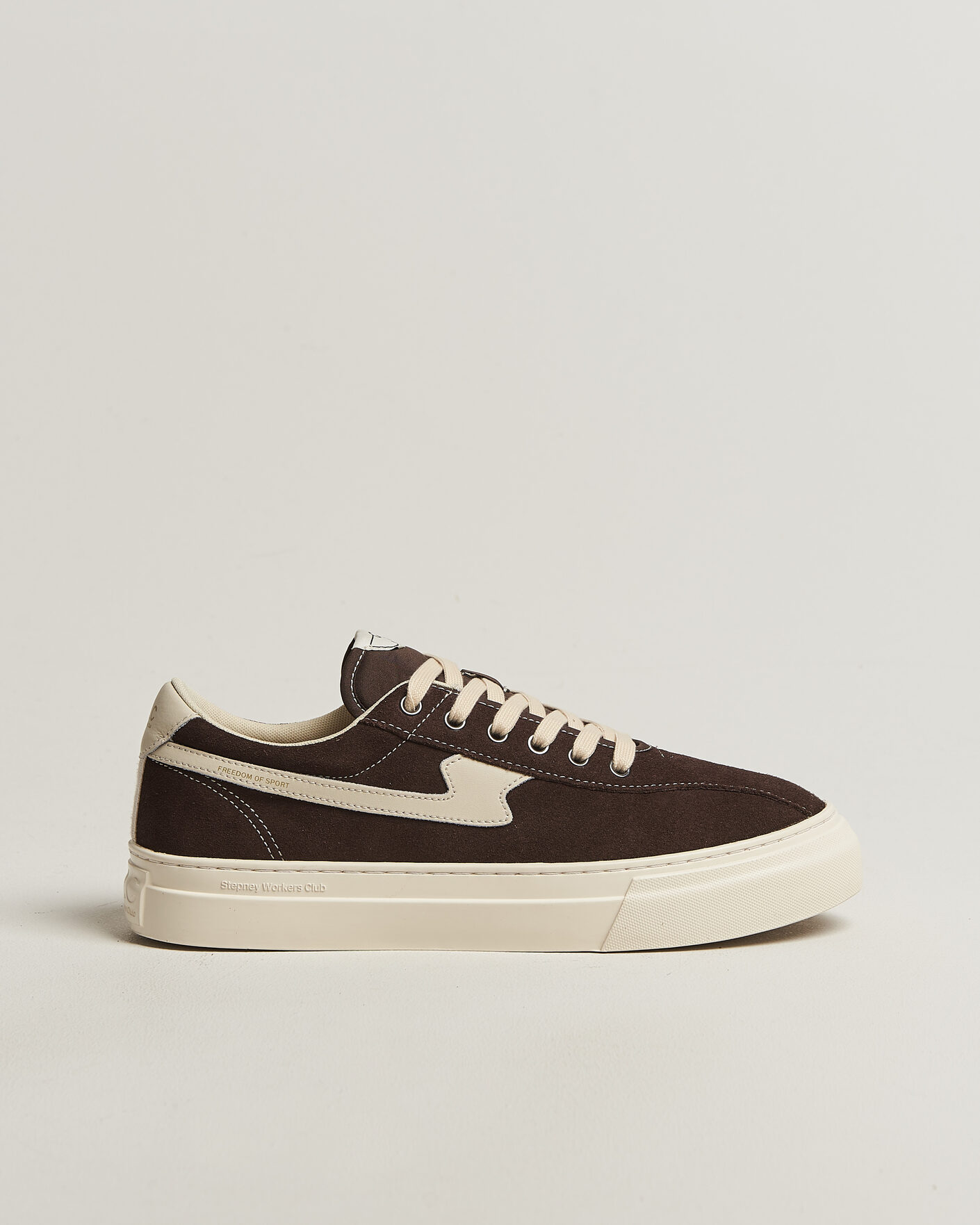 Homme | Baskets | Stepney Workers Club | Dellow S-Strike Cupsole Suede Sneaker Dark Brown