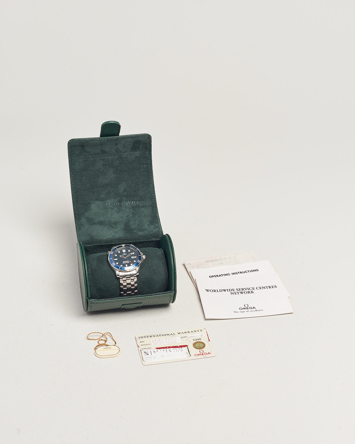 Homme | Pre-Owned & Vintage Watches | Omega Pre-Owned | Seamaster 300M