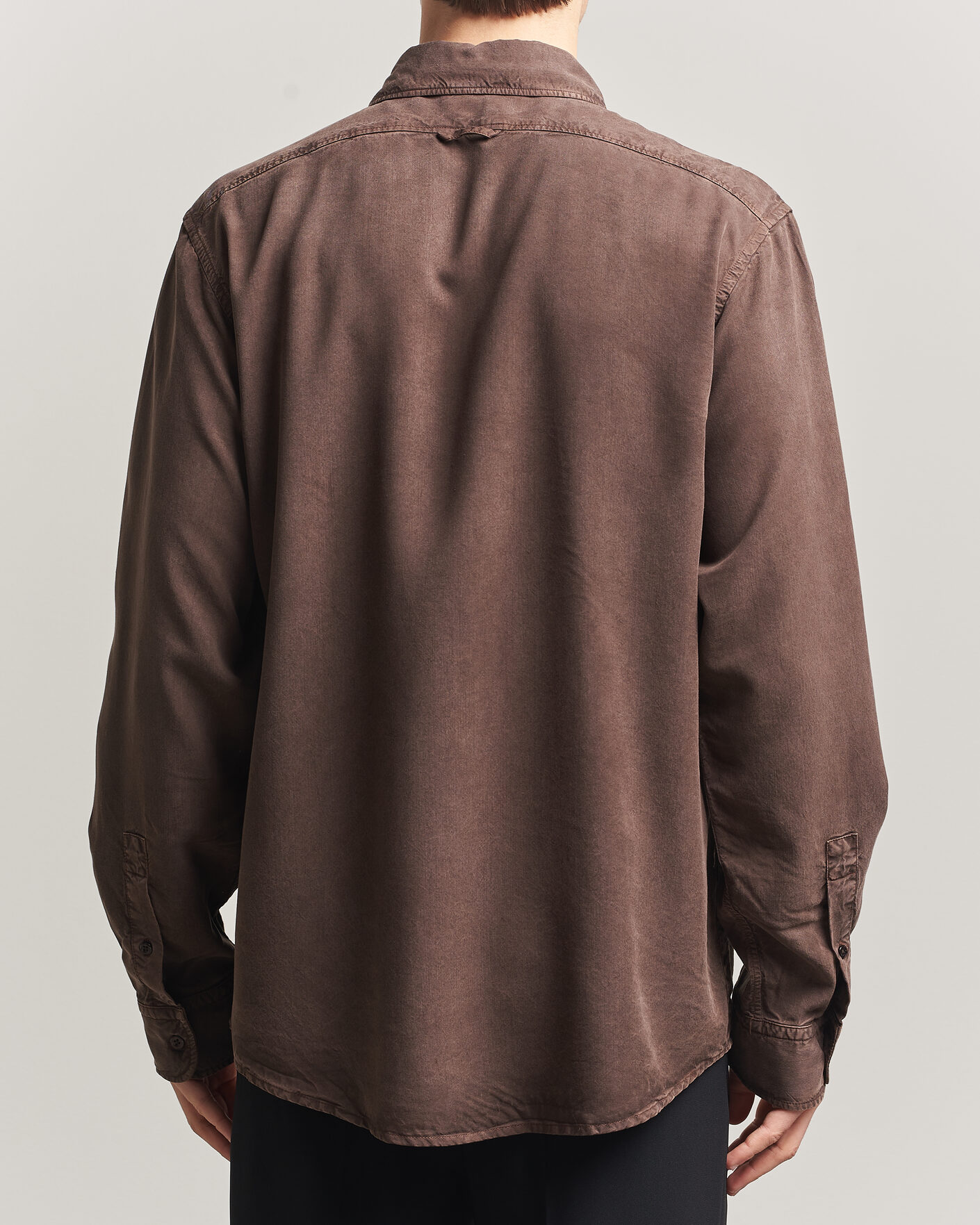 Homme | Chemises | Filippa K | Zack Lyocell Shirt Dark Chocolate