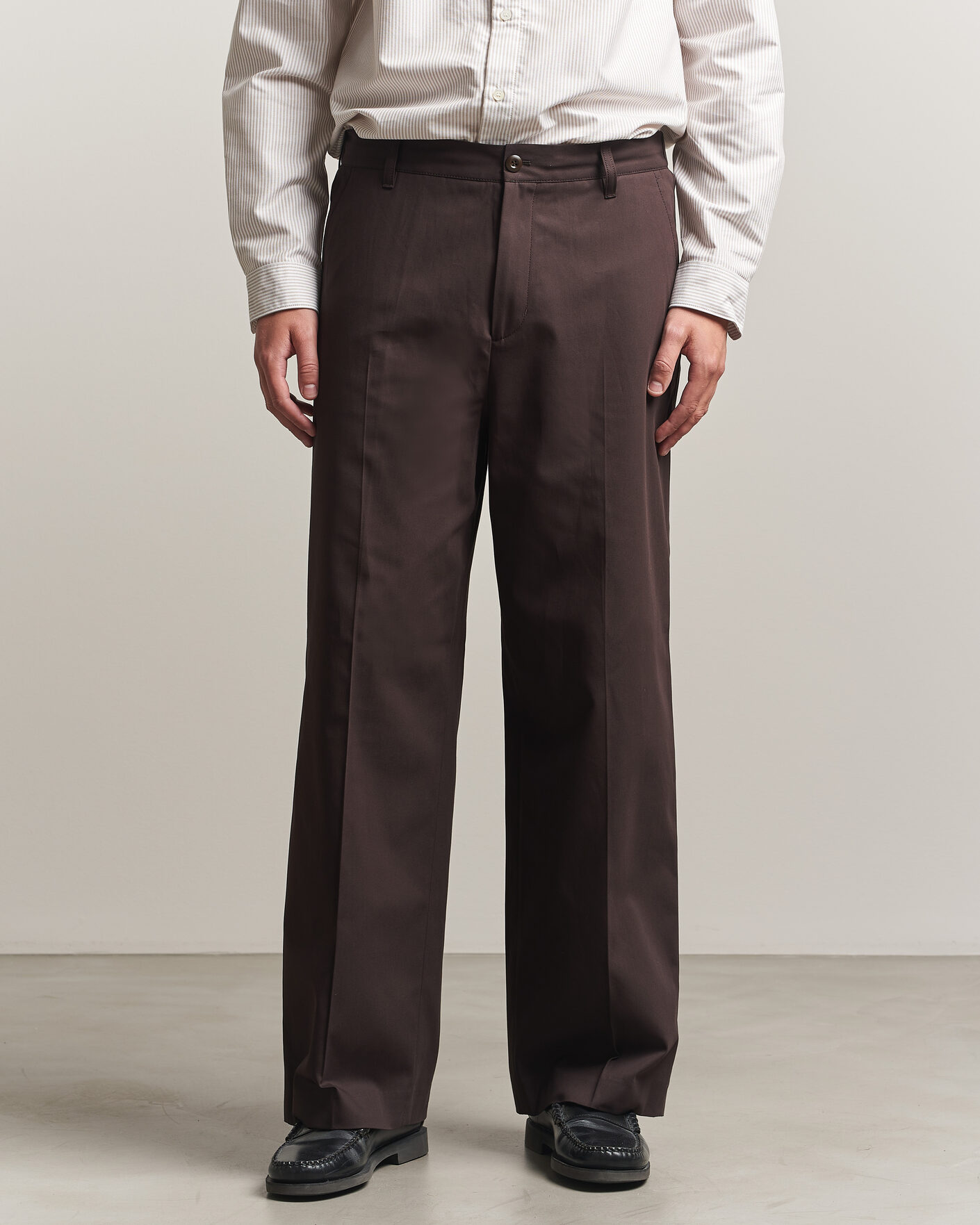 Homme | Pantalons | Filippa K | Reeve Cotton Trousers Dark Chocolate