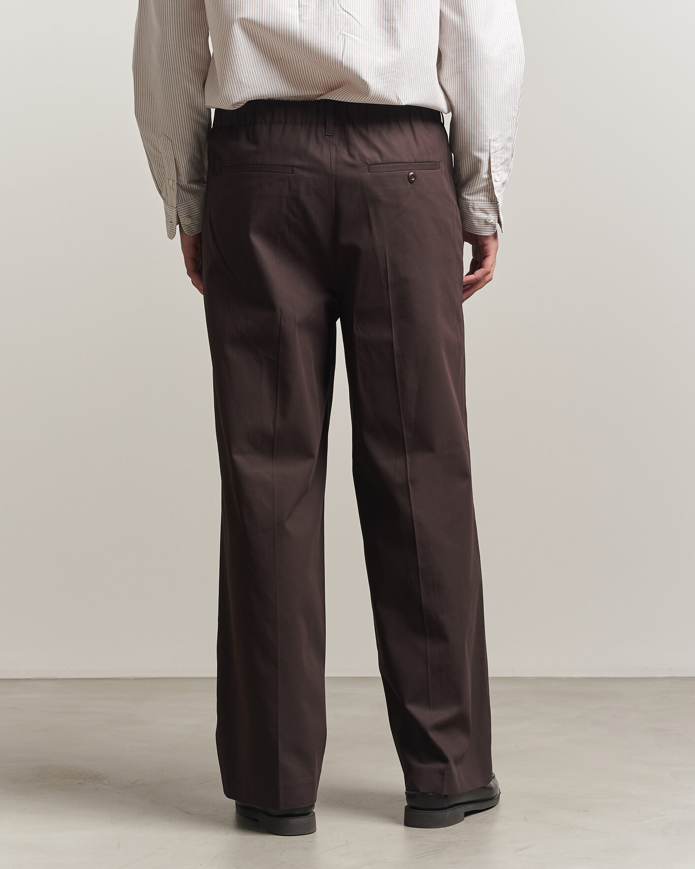 Homme | Pantalons | Filippa K | Reeve Cotton Trousers Dark Chocolate