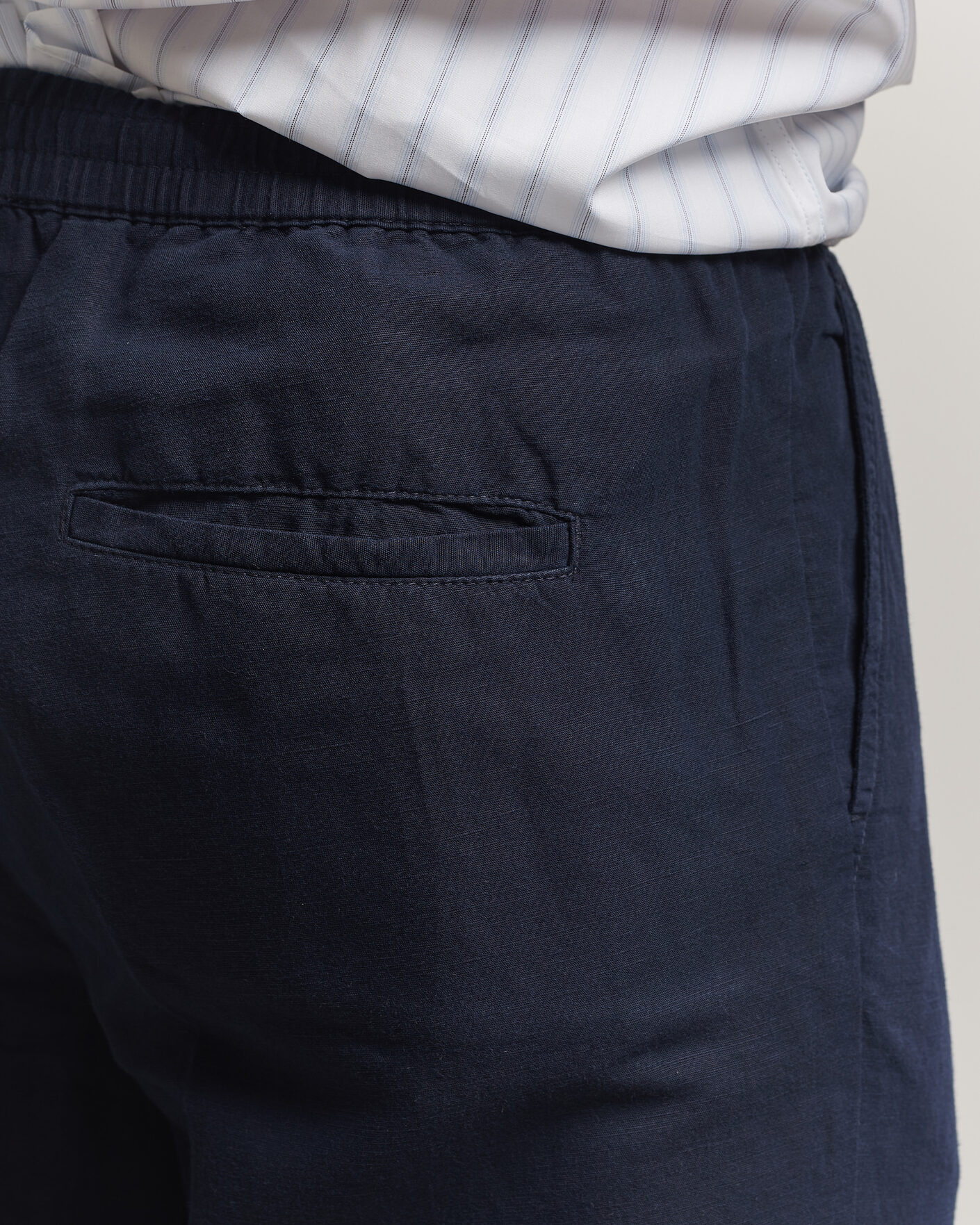 Homme | Pantalons | Filippa K | Theo Relaxed Linen/Cotton Drawstring Trousers Navy
